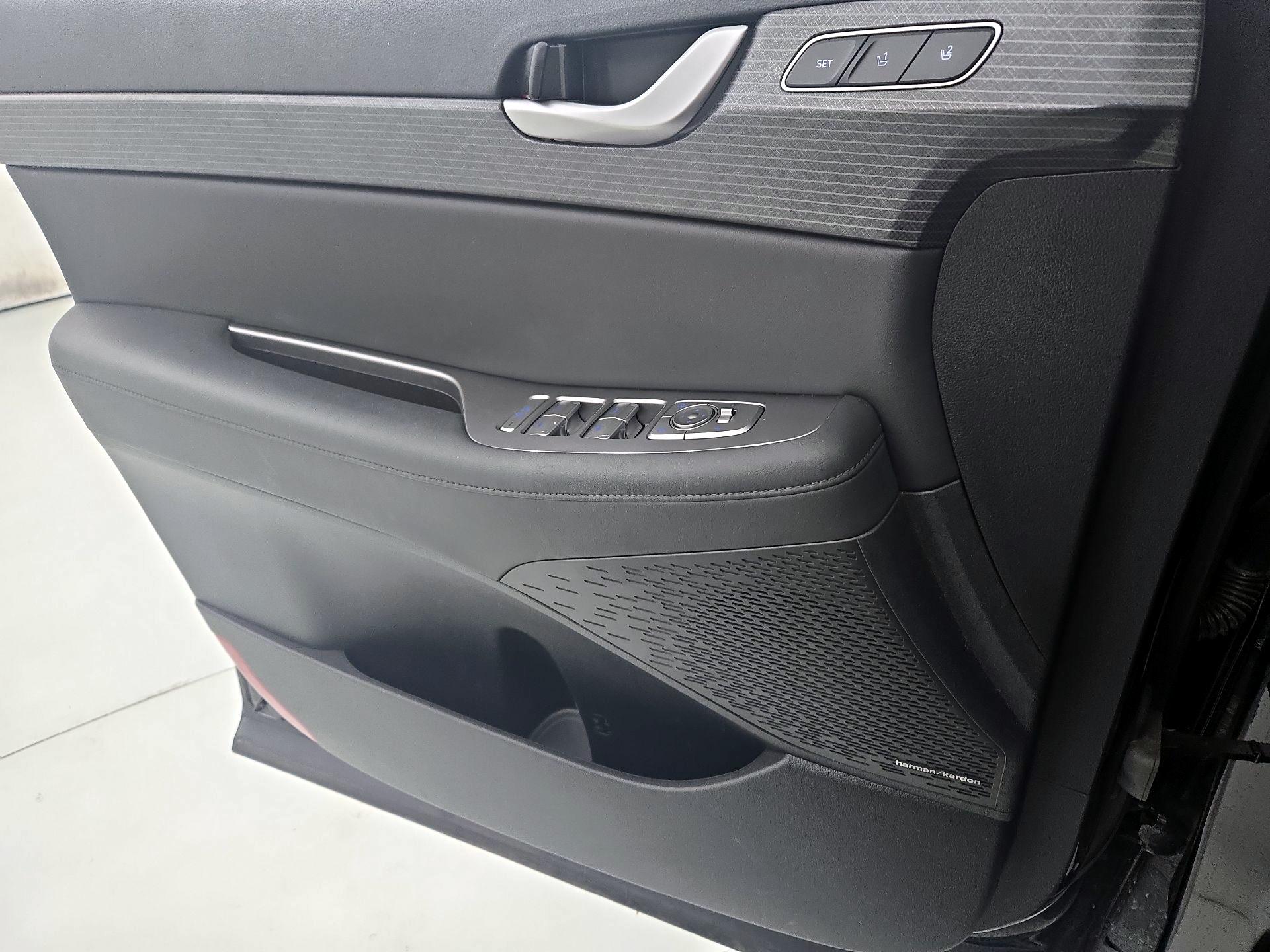 Thumbnail: 2023 Hyundai Palisade - 12