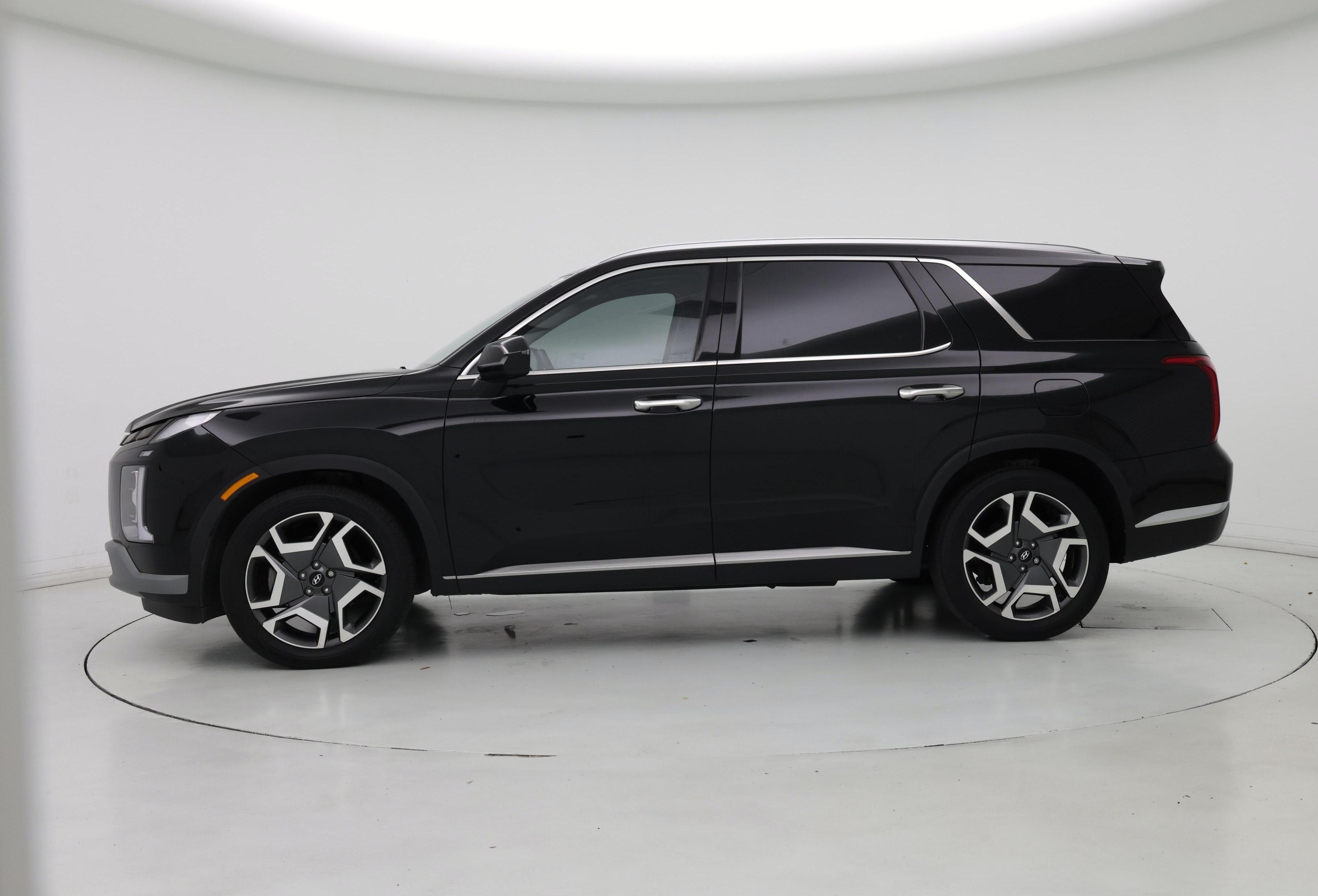 Thumbnail: 2023 Hyundai Palisade - 3