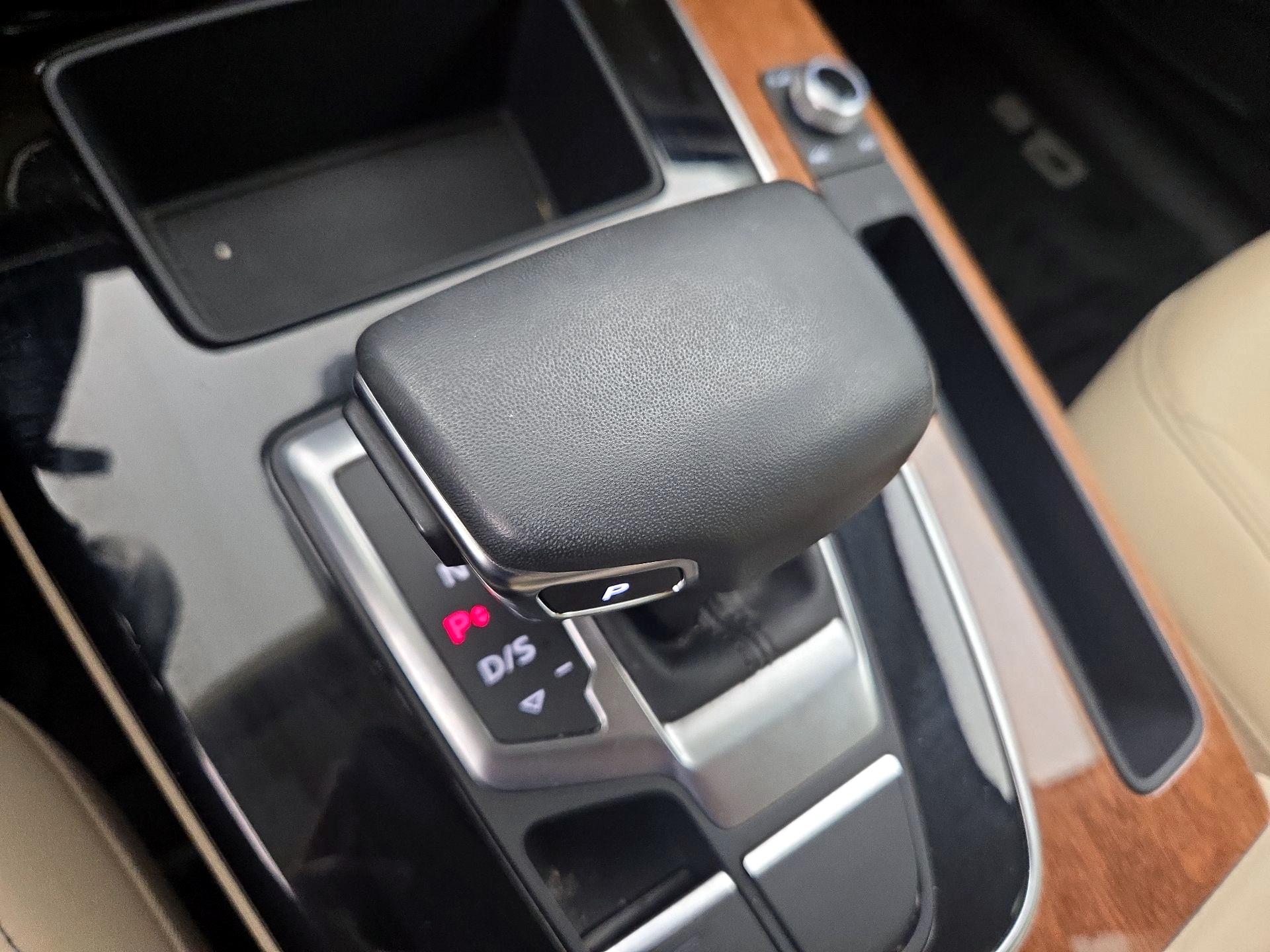 Thumbnail: 2022 Audi Q5 - 17