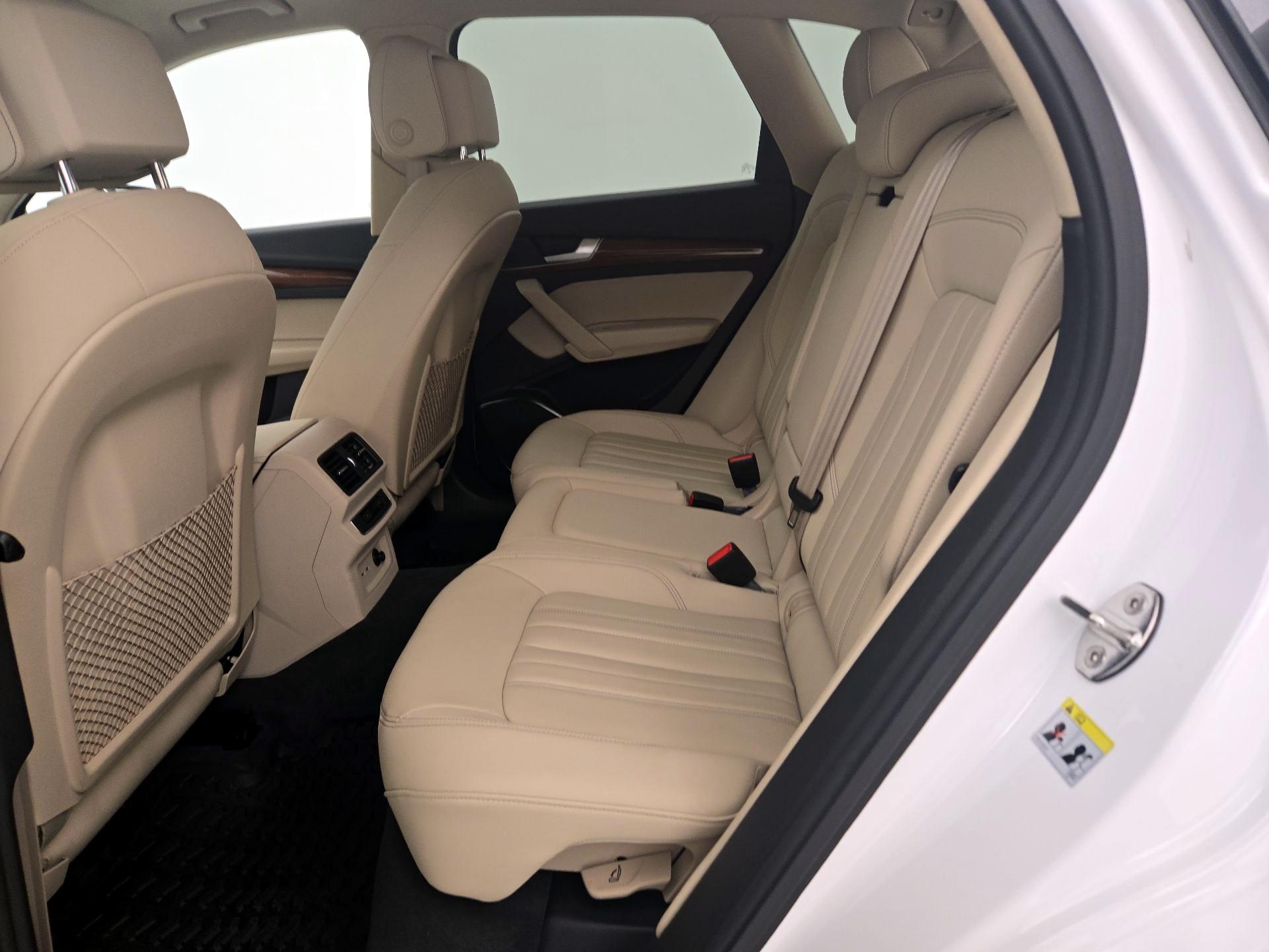 Thumbnail: 2022 Audi Q5 - 20