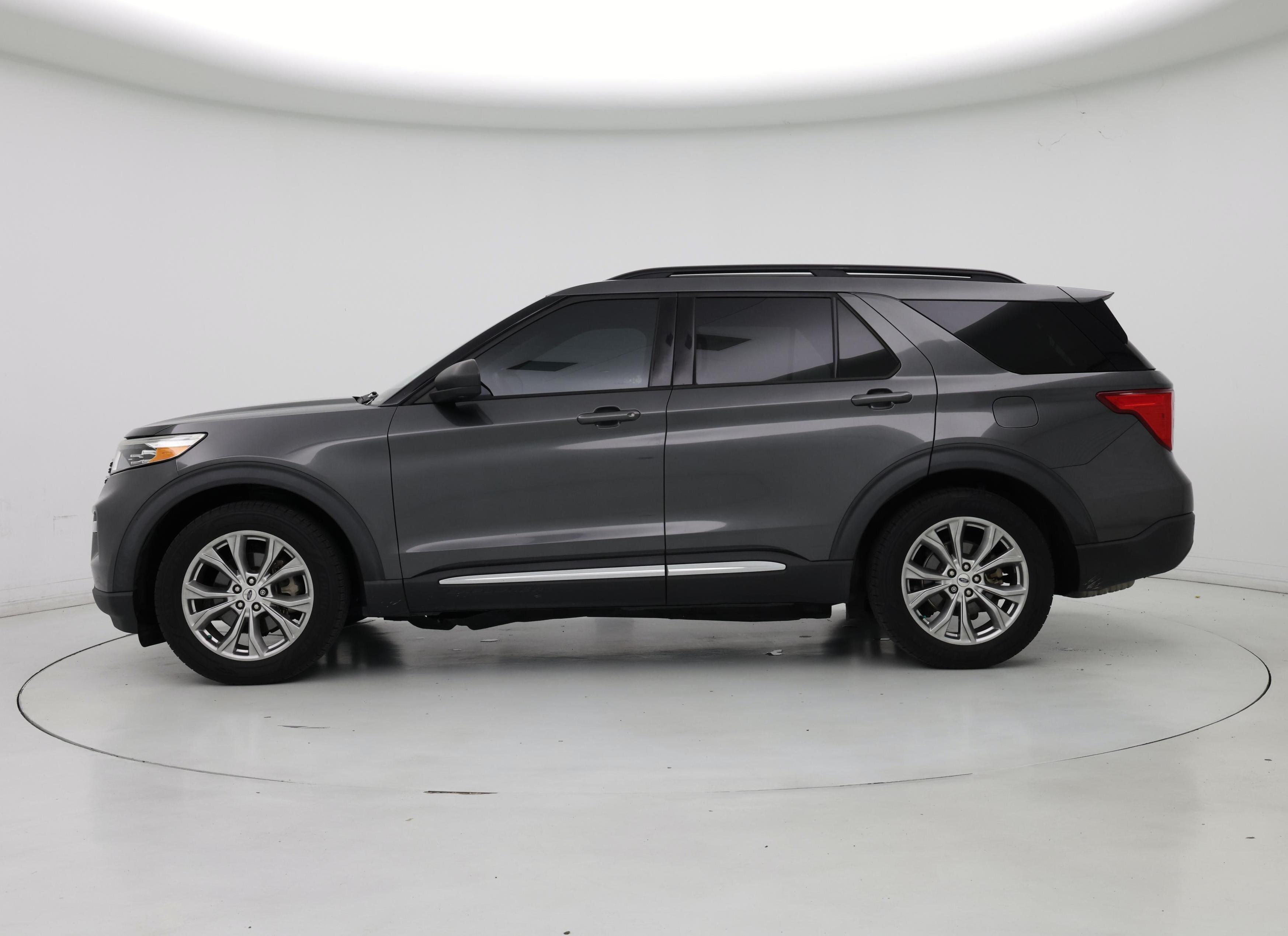 Thumbnail: 2020 Ford Explorer - 3