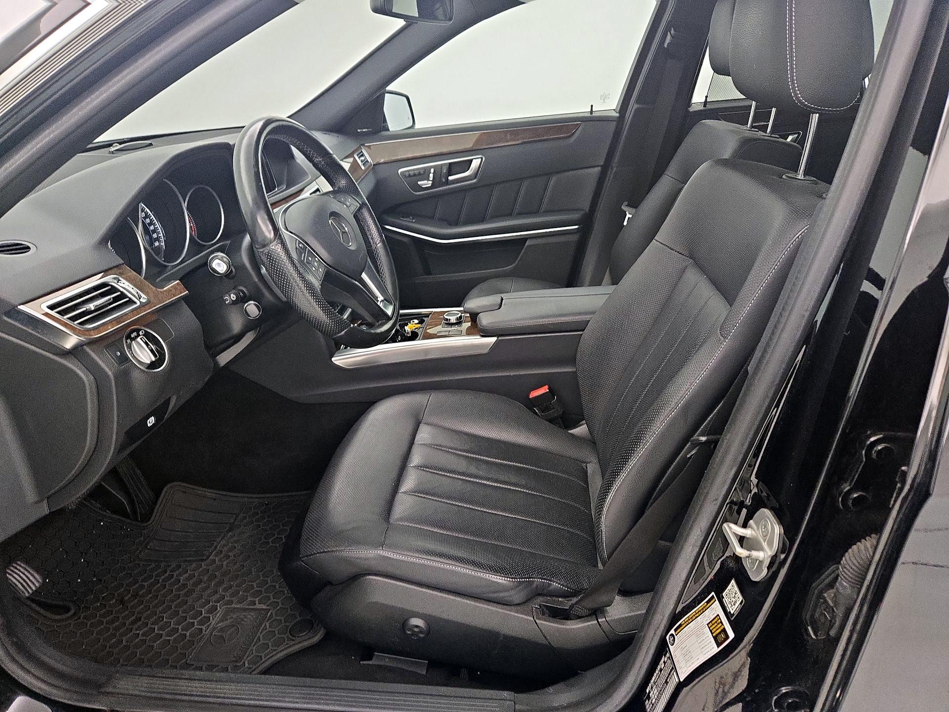 Thumbnail: 2016 Mercedes-Benz E-Class - 11