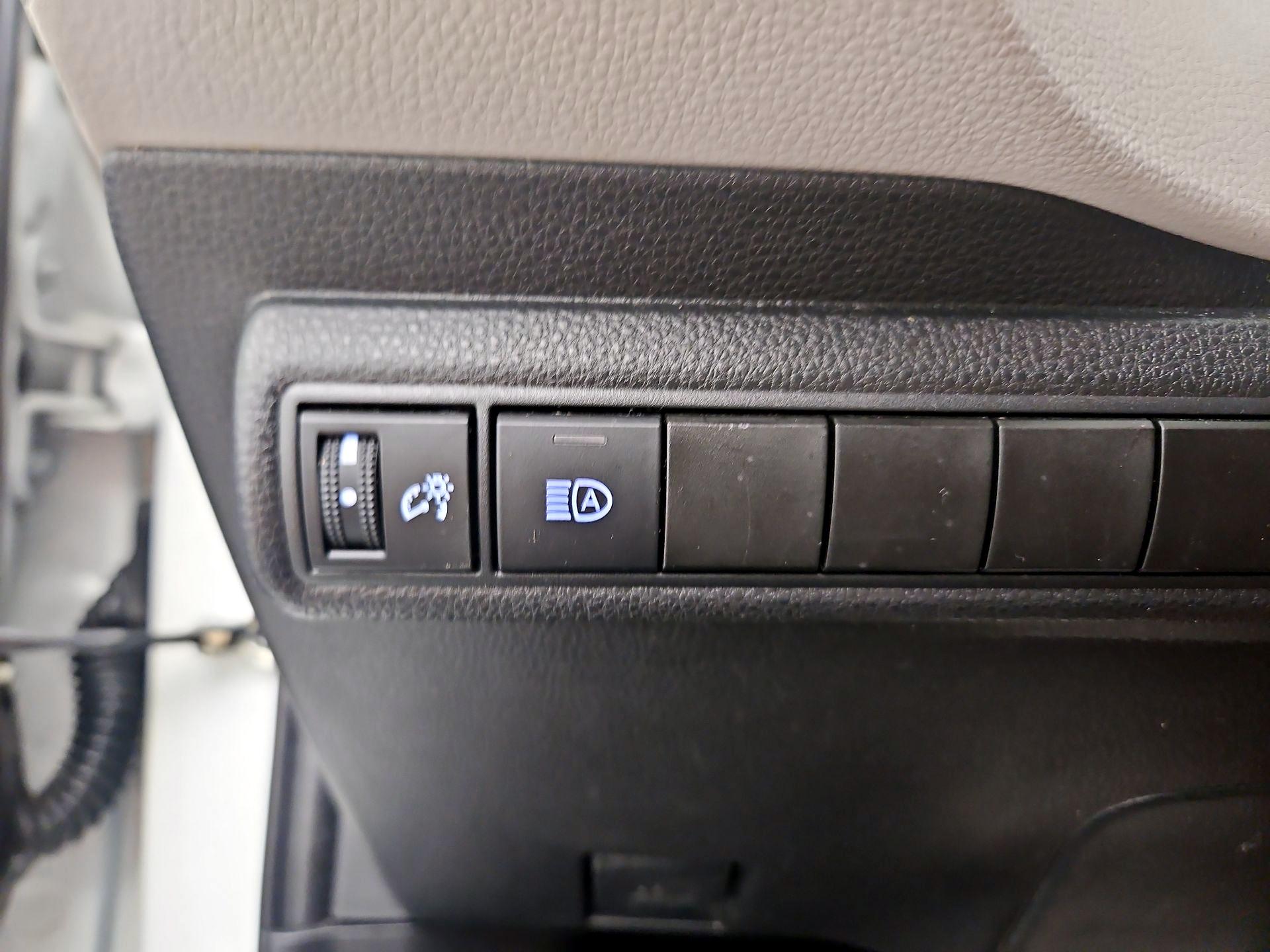 Thumbnail: 2020 Toyota Corolla - 13