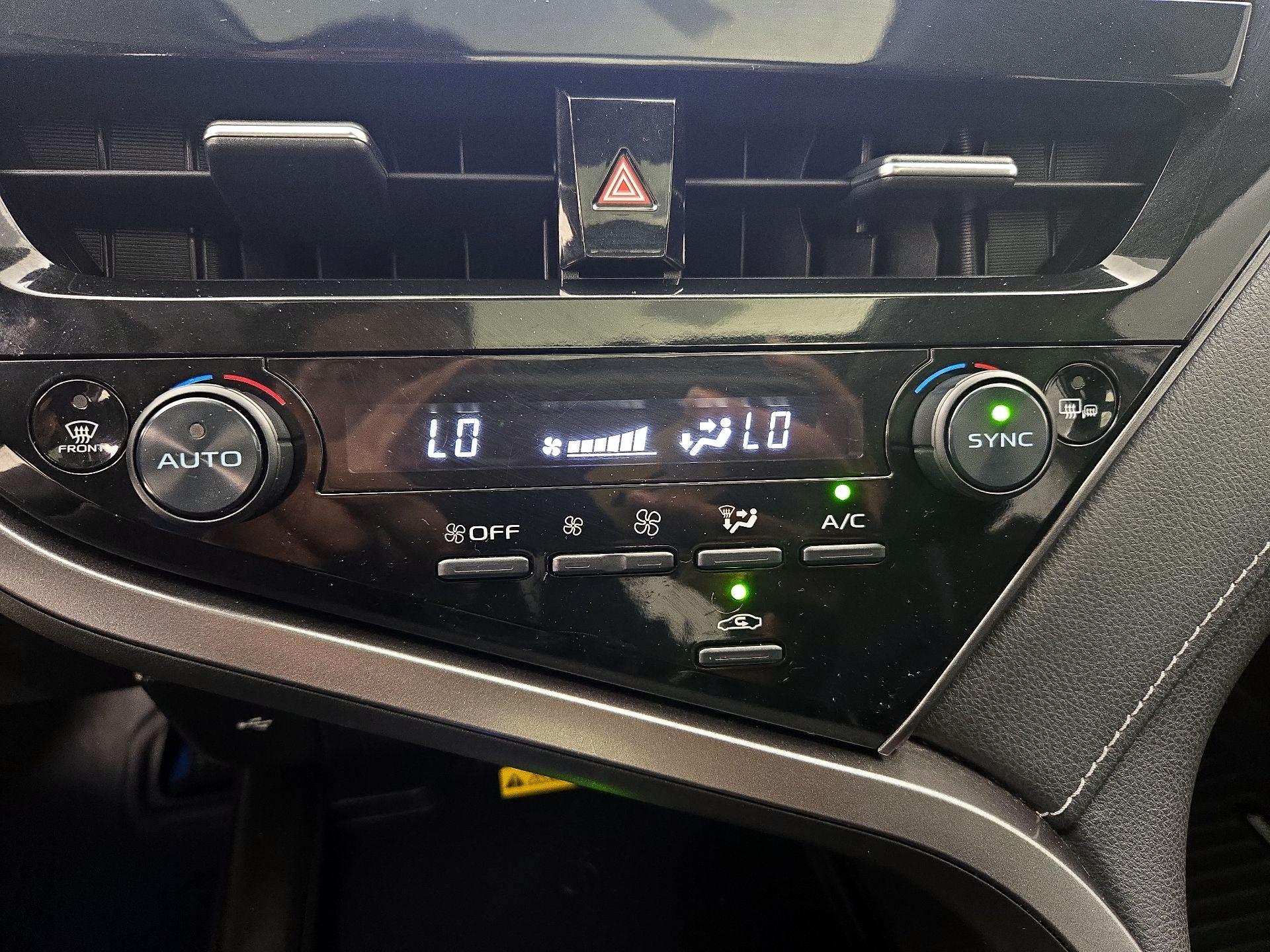 Thumbnail: 2022 Toyota Camry - 17