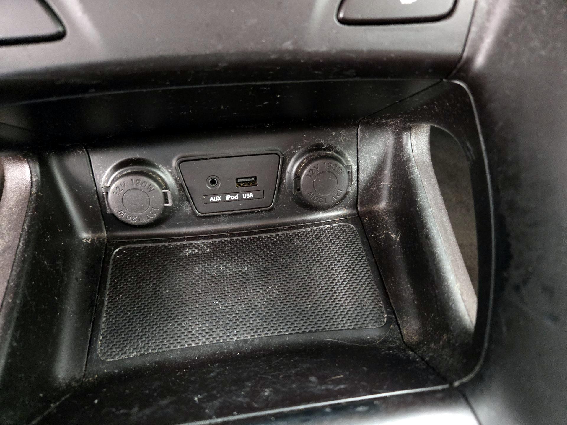 Thumbnail: 2014 Hyundai Tucson - 18