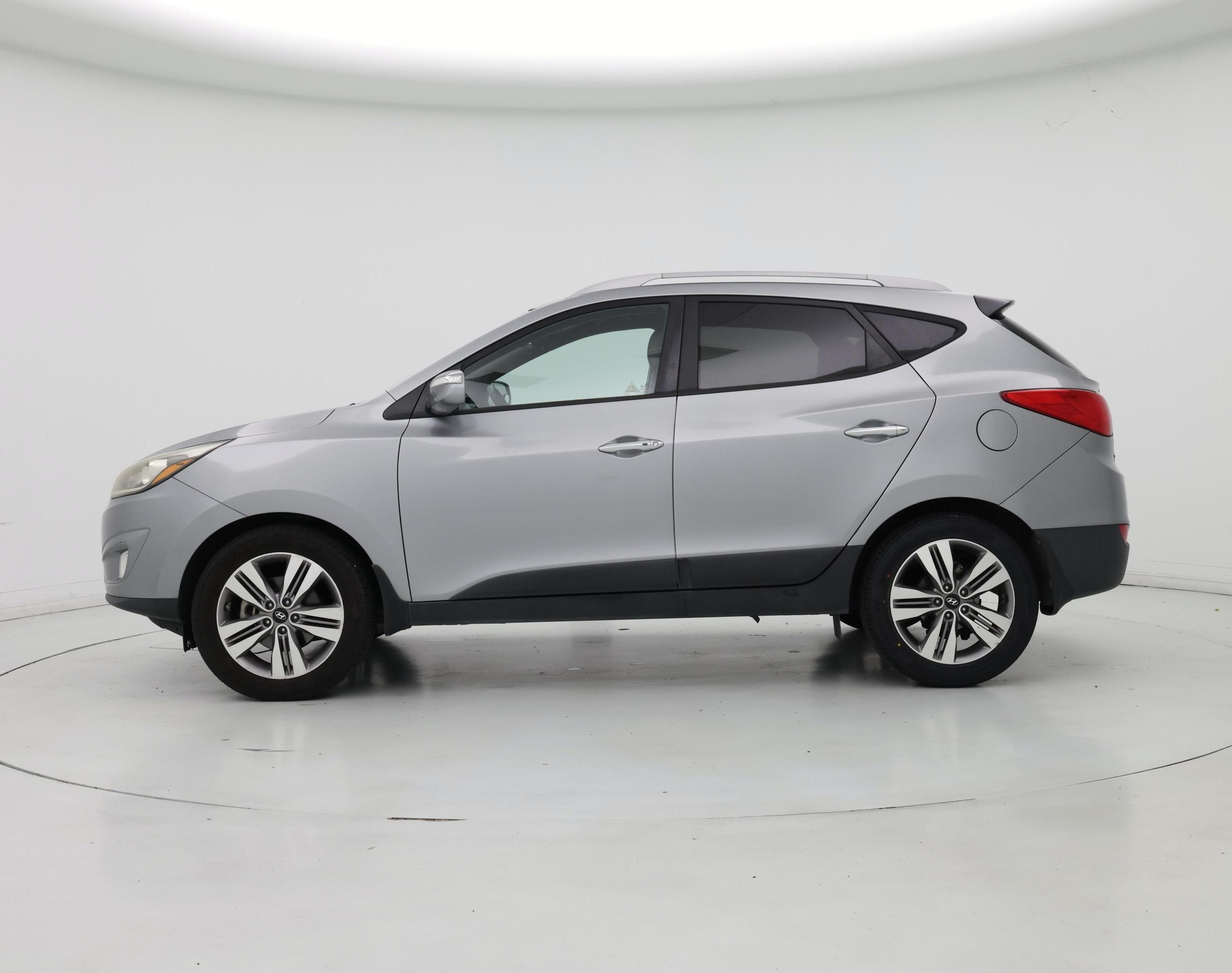 Thumbnail: 2014 Hyundai Tucson - 3