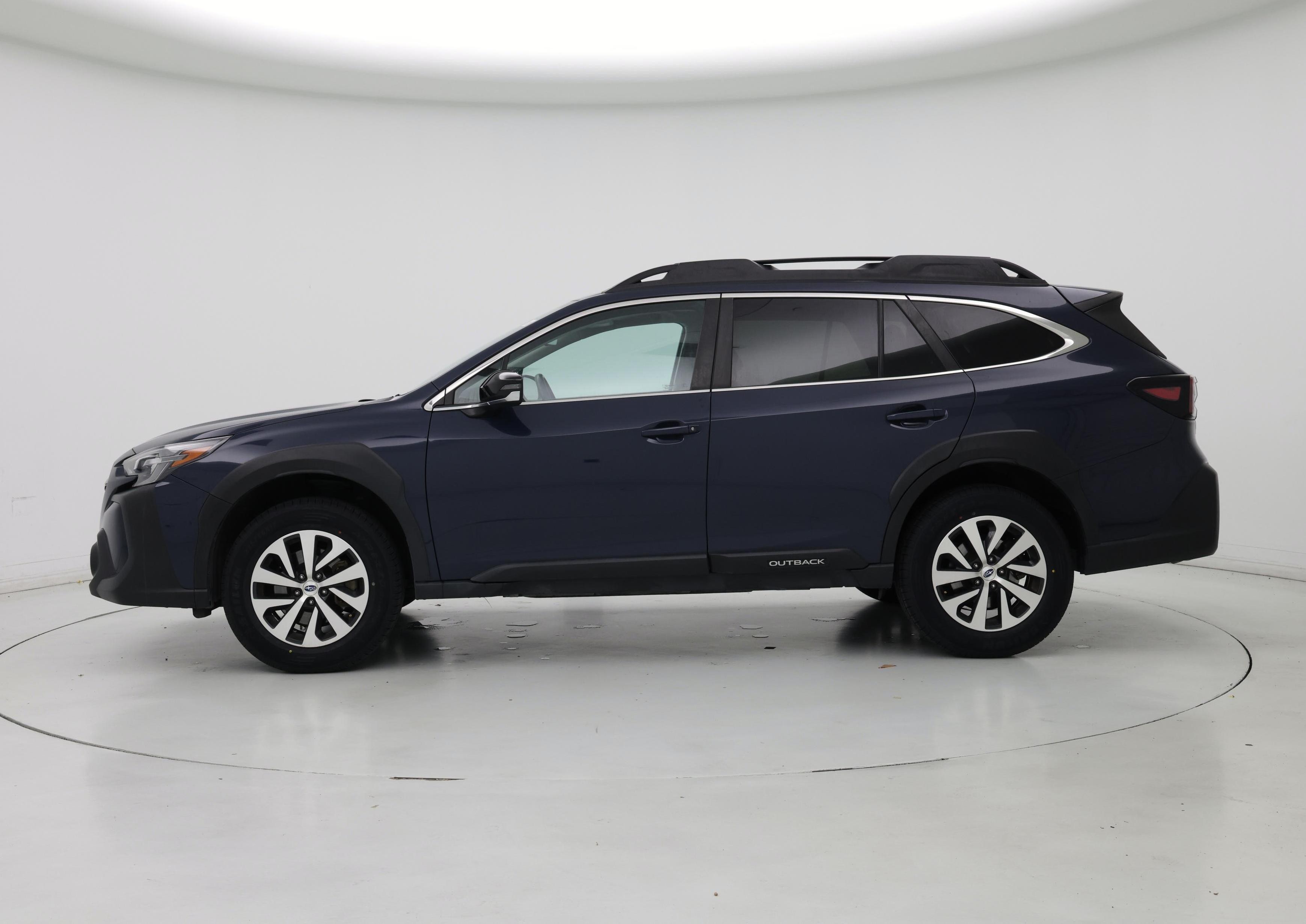 Thumbnail: 2023 Subaru Outback - 3