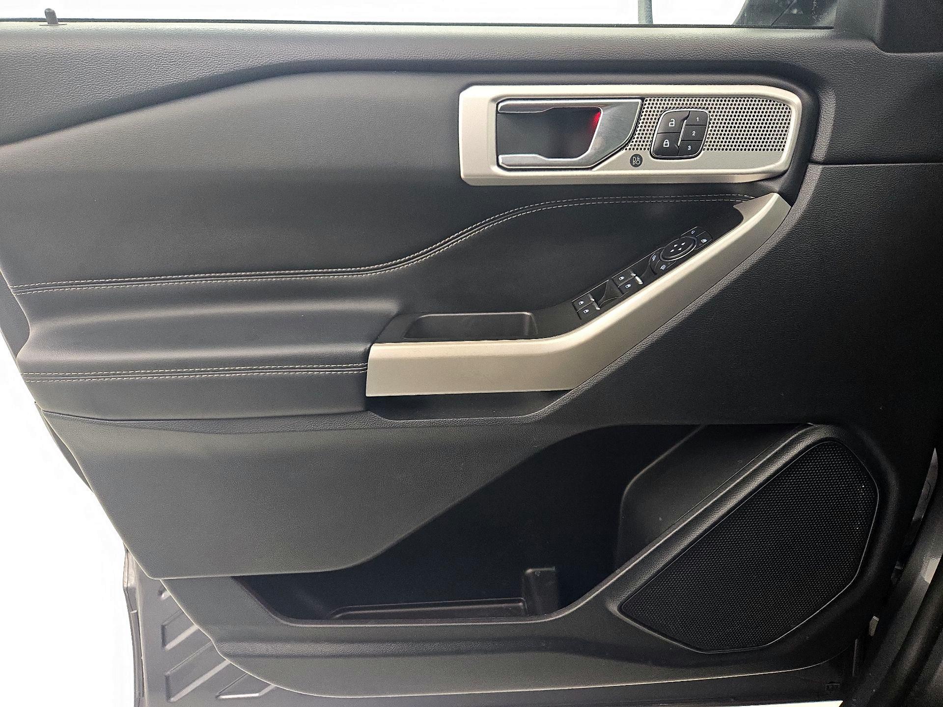 Thumbnail: 2021 Ford Explorer - 12