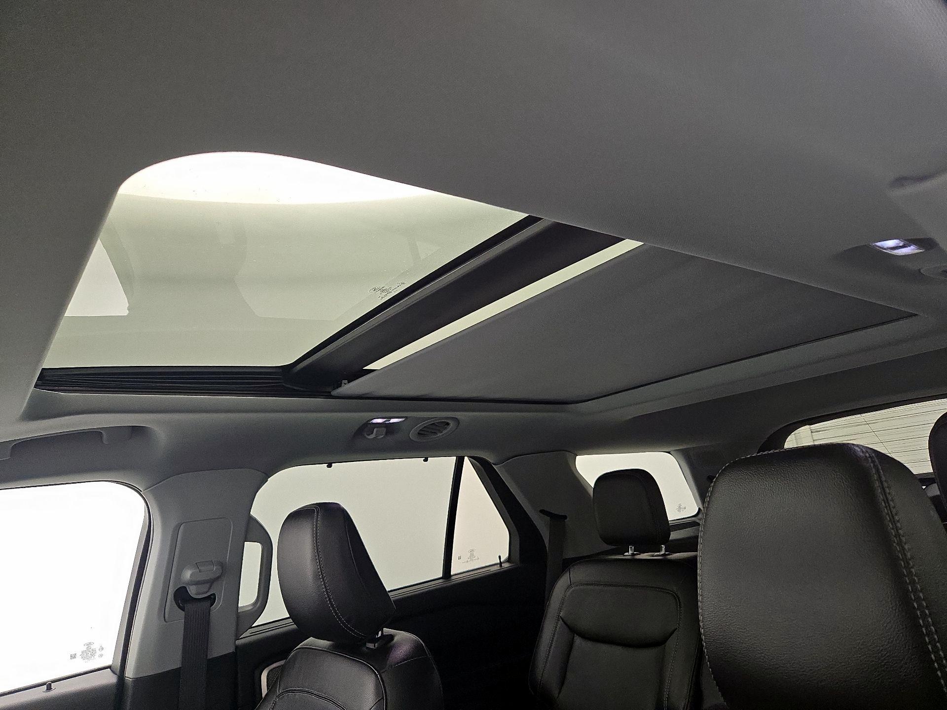 Thumbnail: 2021 Ford Explorer - 20