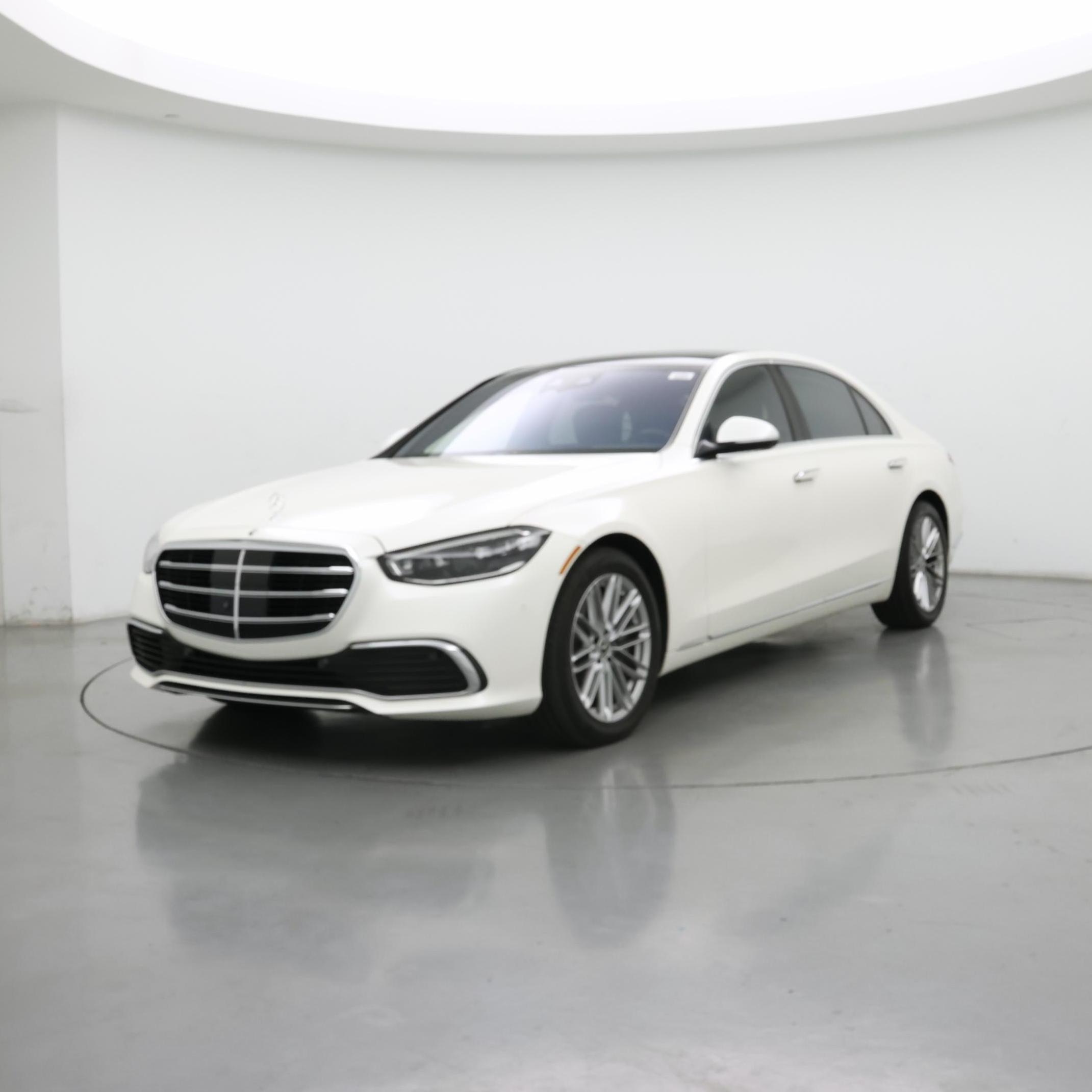 Thumbnail: 2021 Mercedes-Benz S-Class - 4