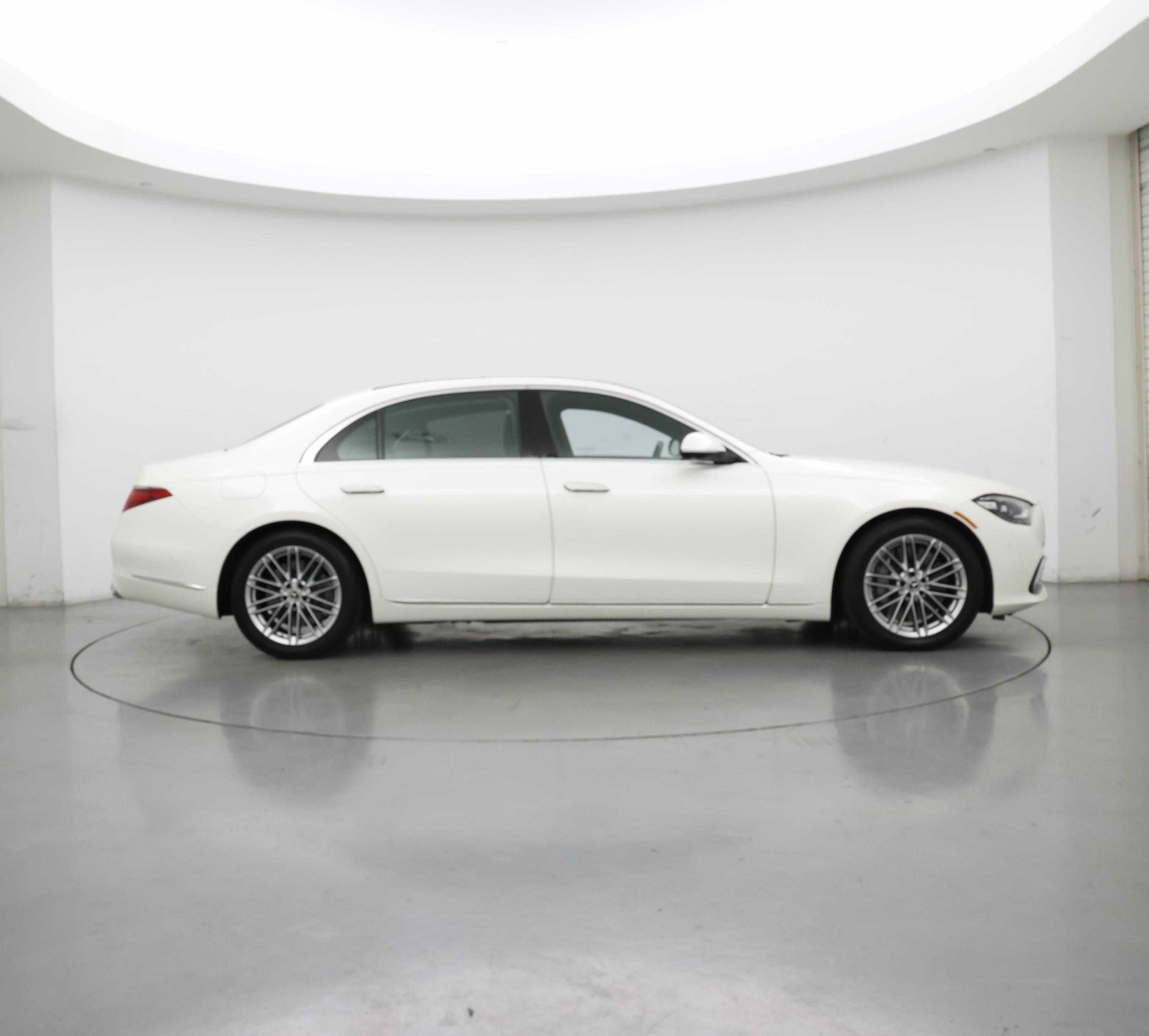 Thumbnail: 2021 Mercedes-Benz S-Class - 7