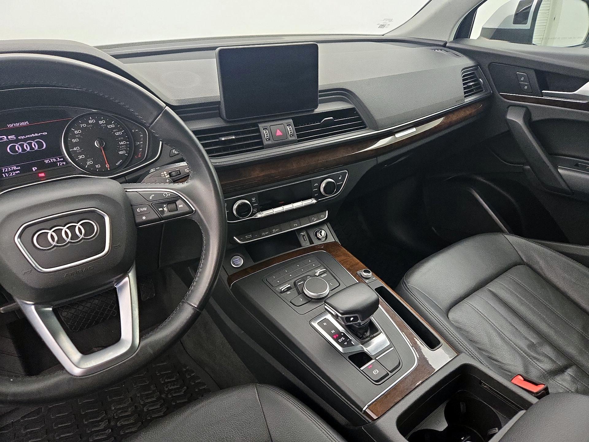 Thumbnail: 2020 Audi Q5 - 9