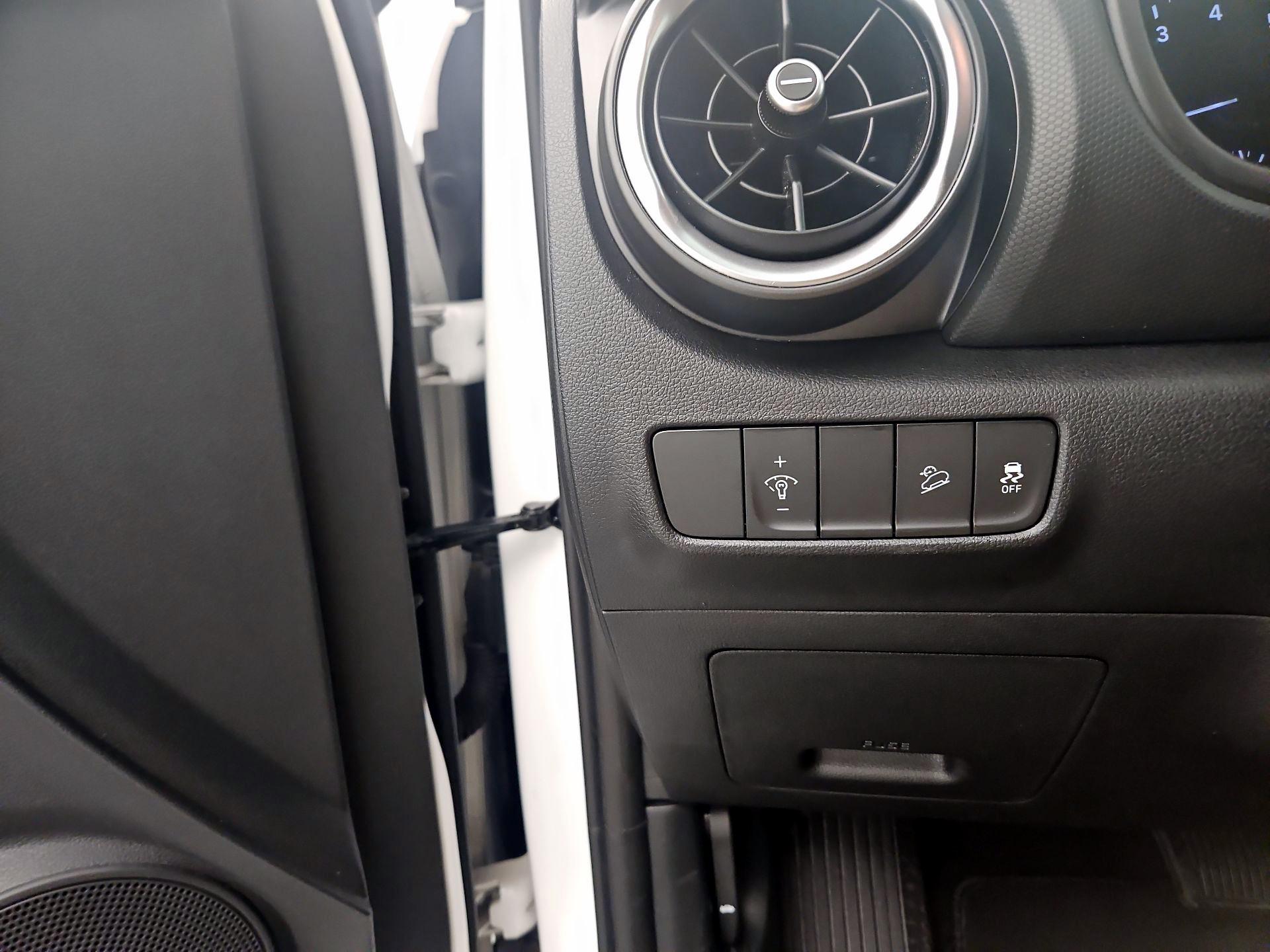 Thumbnail: 2023 Hyundai Kona - 13