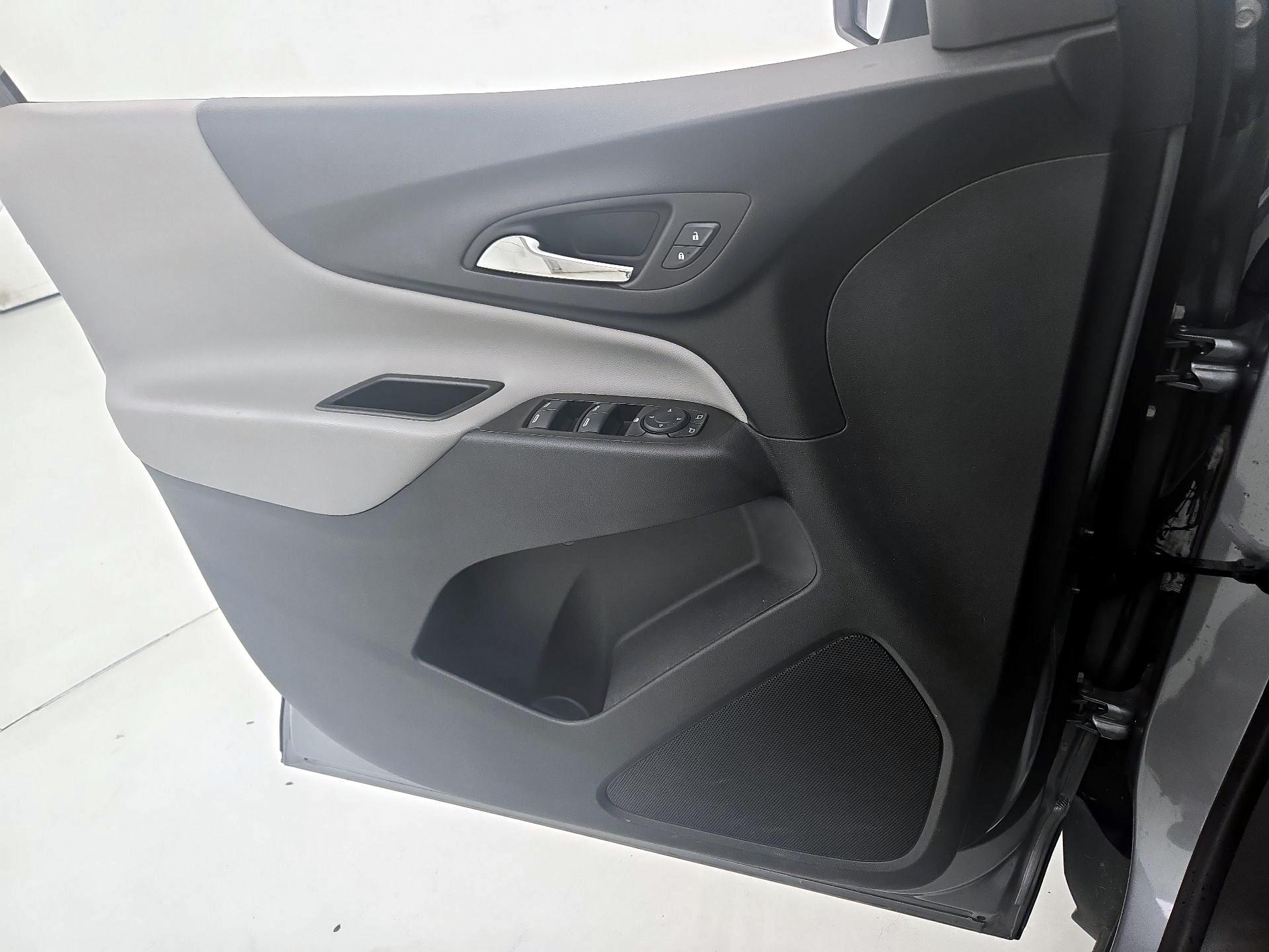 Thumbnail: 2023 Chevrolet Equinox - 12