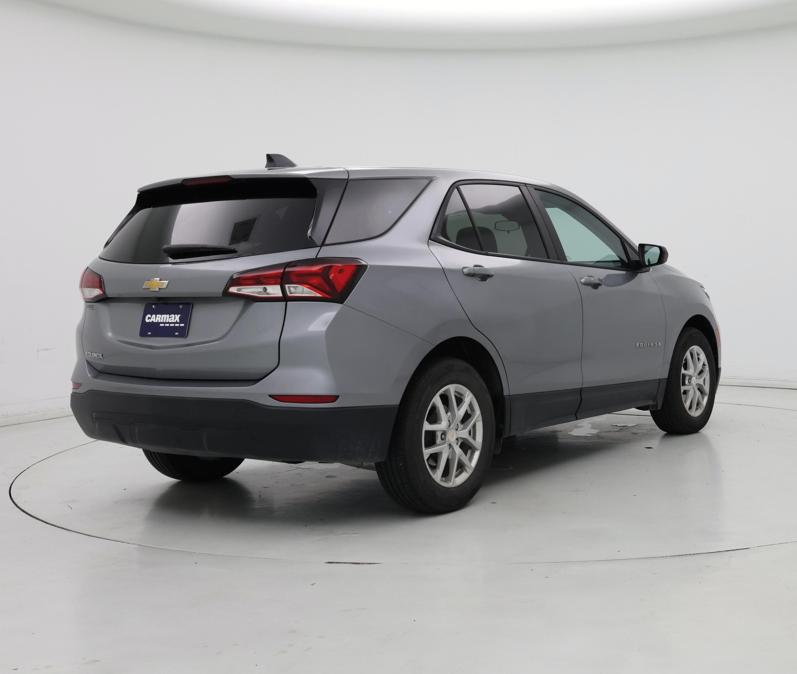 Thumbnail: 2023 Chevrolet Equinox - 8