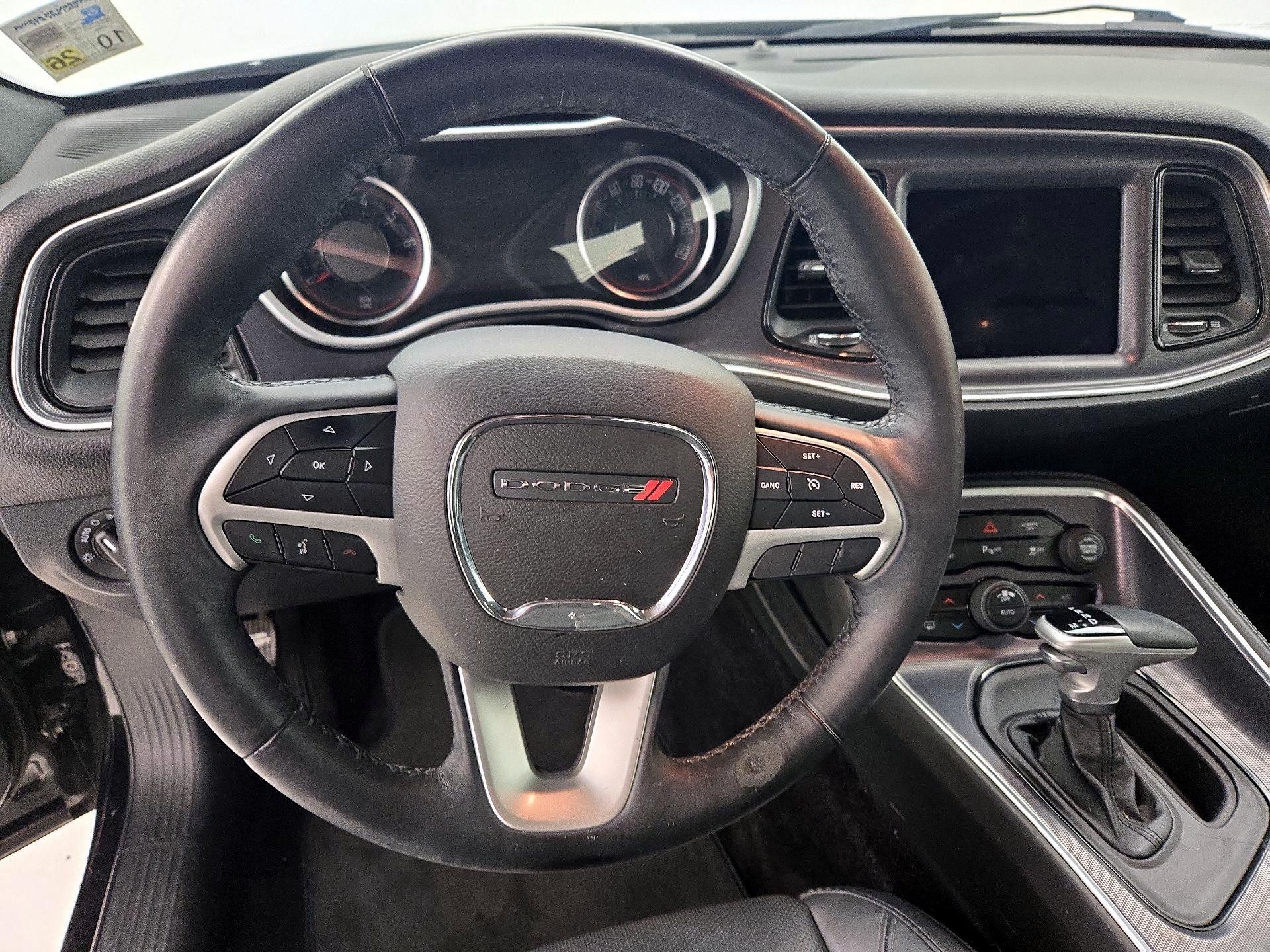 Thumbnail: 2018 Dodge Challenger - 10