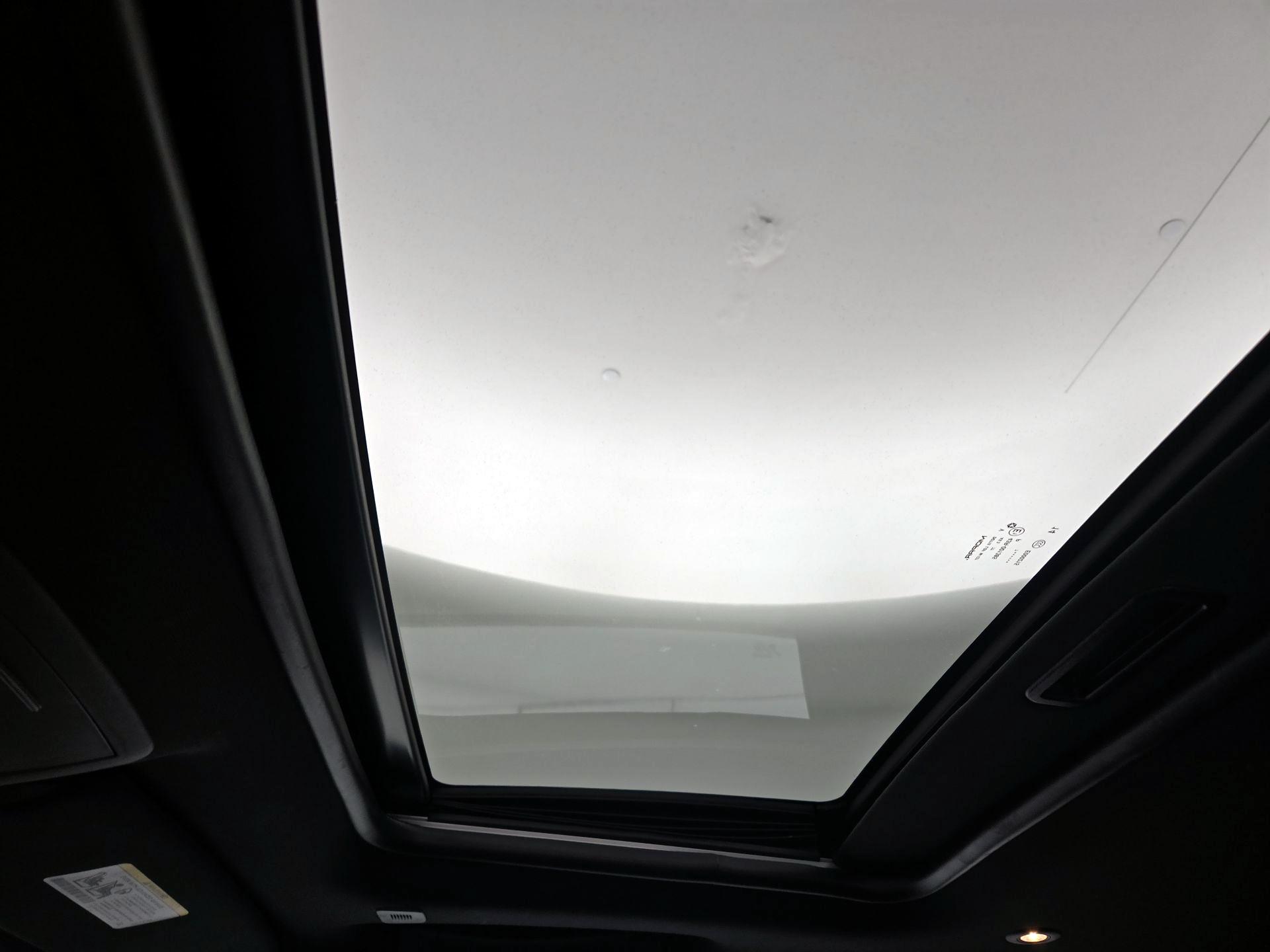 Thumbnail: 2018 Dodge Challenger - 18