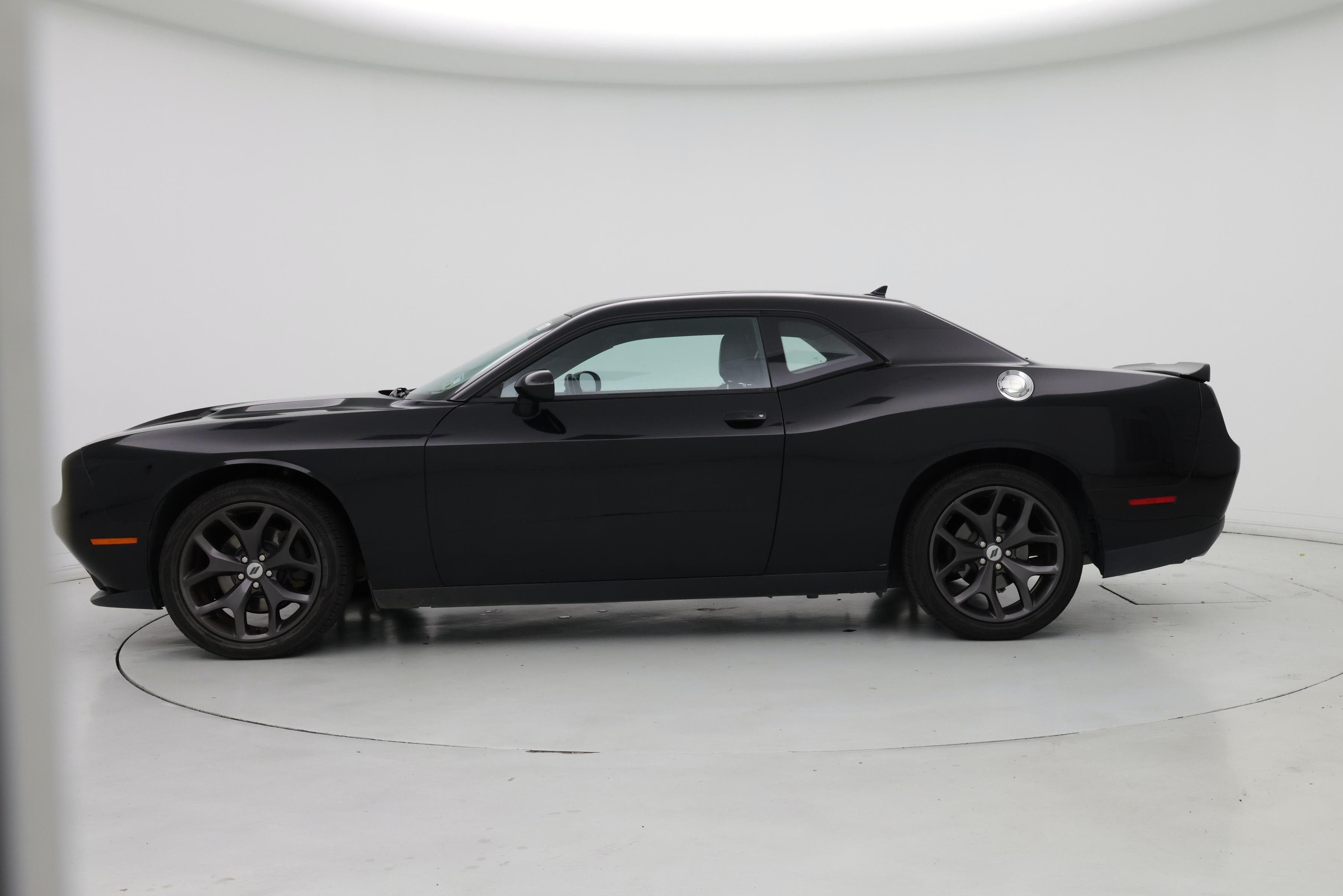 Thumbnail: 2018 Dodge Challenger - 3