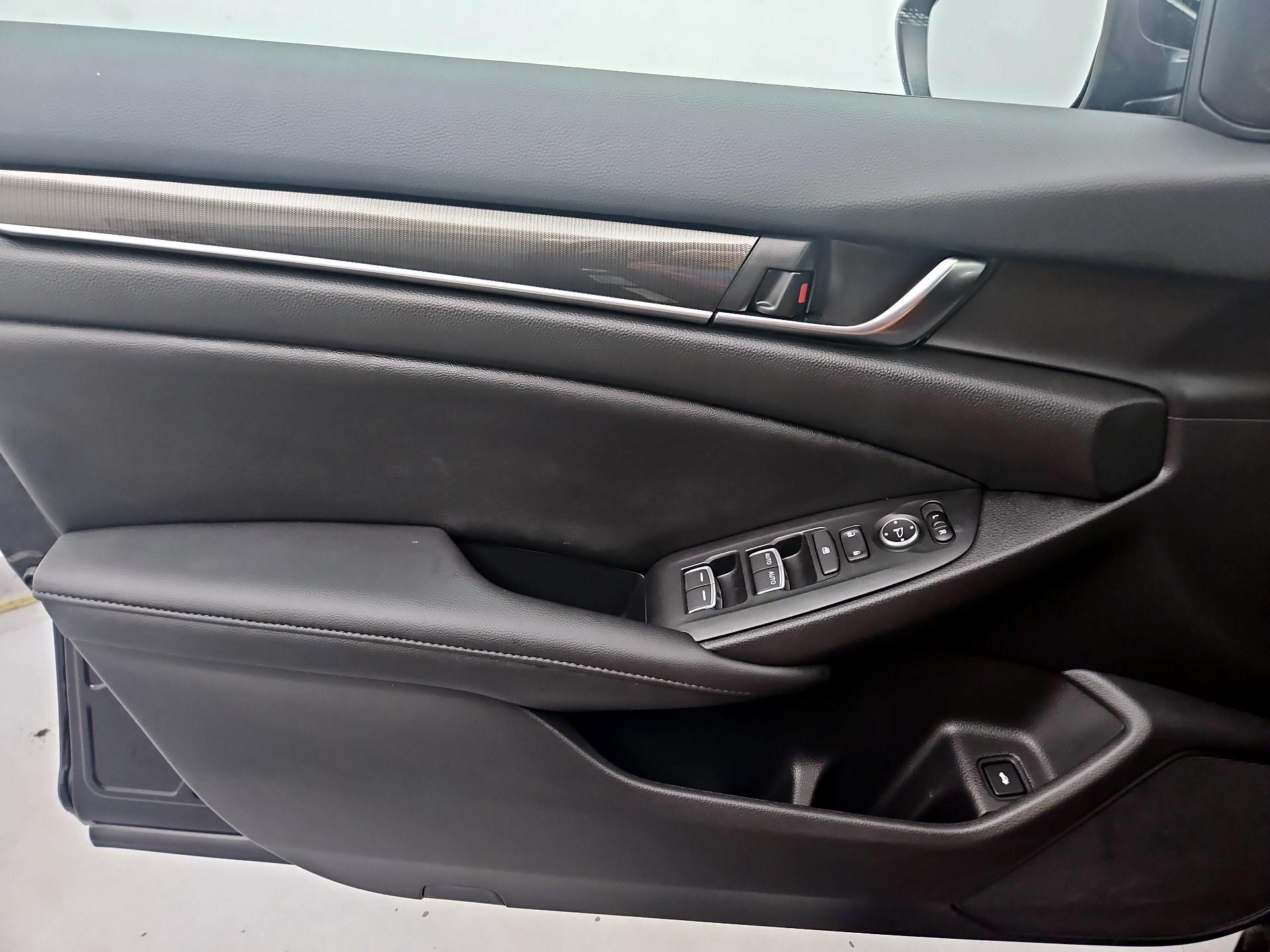 Thumbnail: 2022 Honda Accord - 12