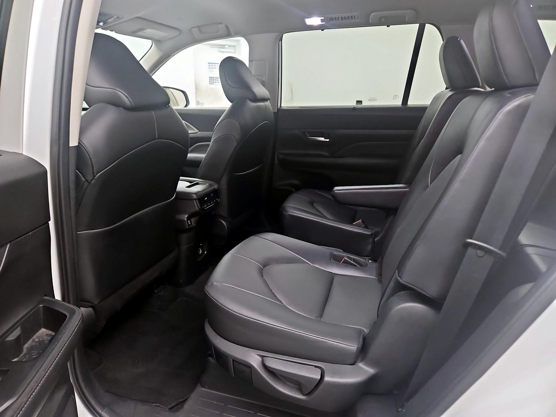 Thumbnail: 2024 Toyota Grand Highlander - 19