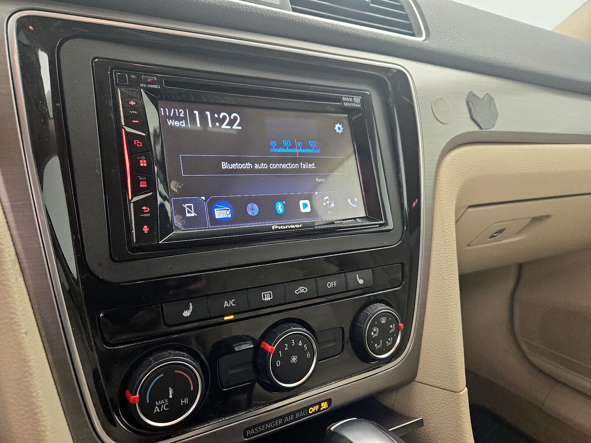 Thumbnail: 2015 Volkswagen Passat - 15