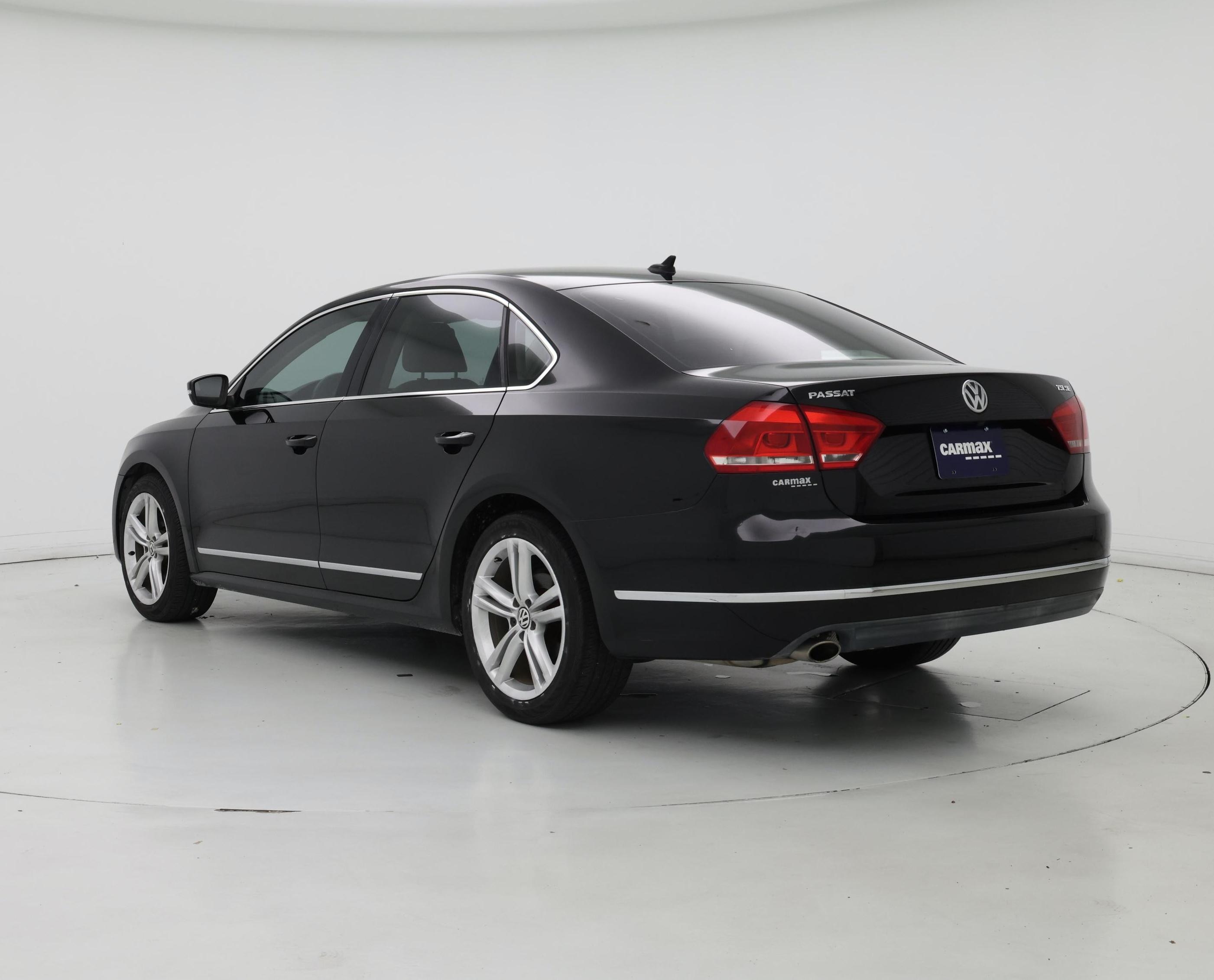 Thumbnail: 2015 Volkswagen Passat - 2