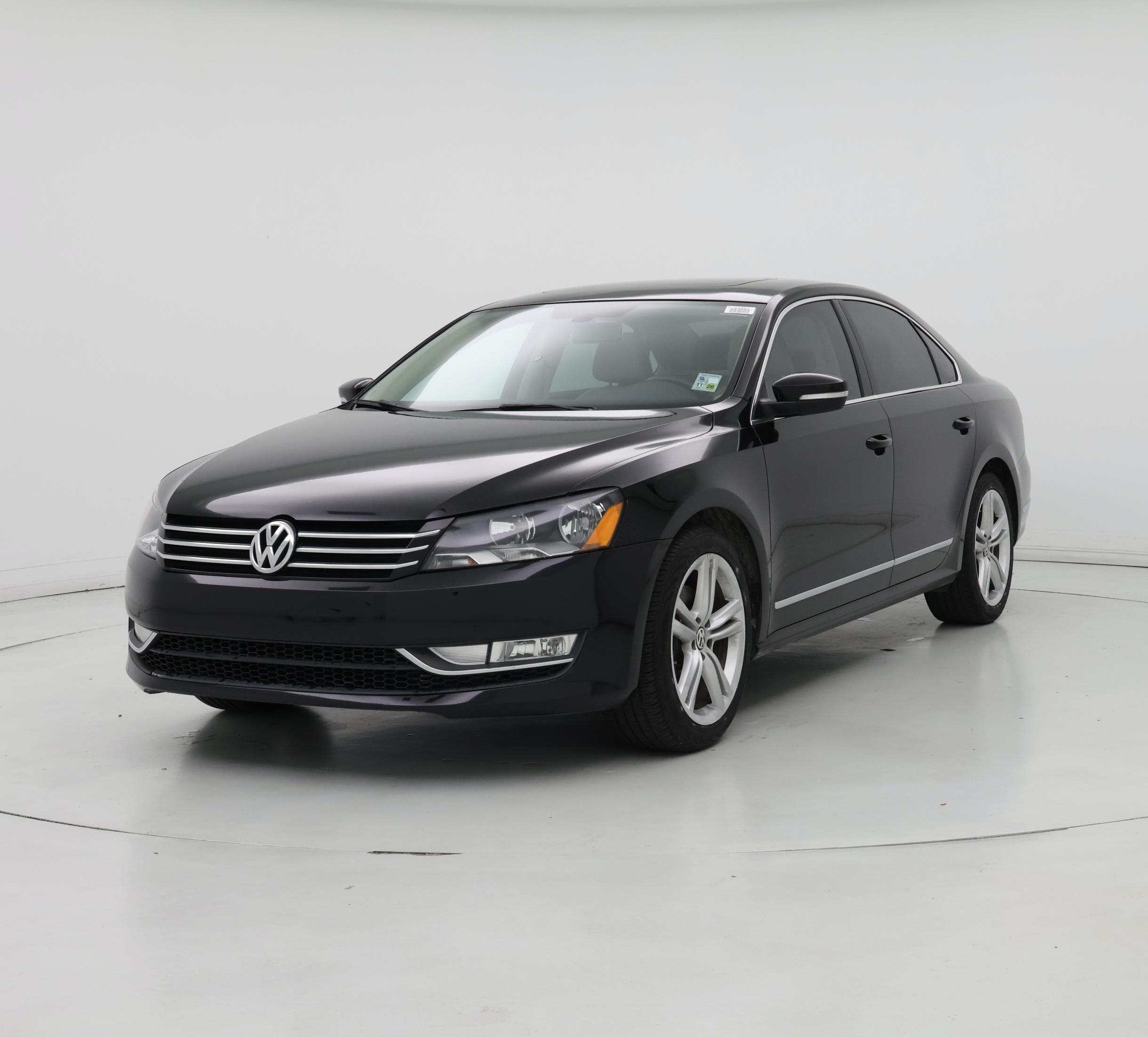 Thumbnail: 2015 Volkswagen Passat - 4