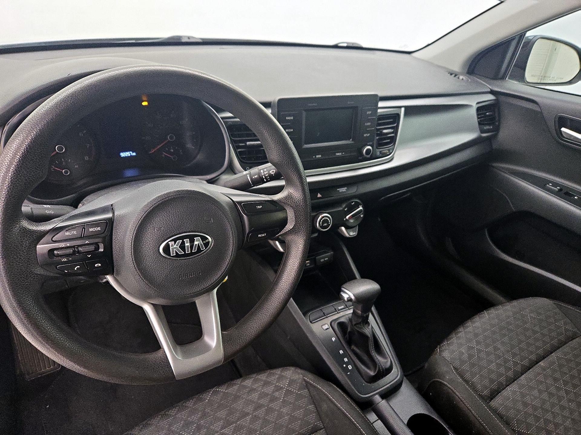 Thumbnail: 2019 Kia Rio - 9