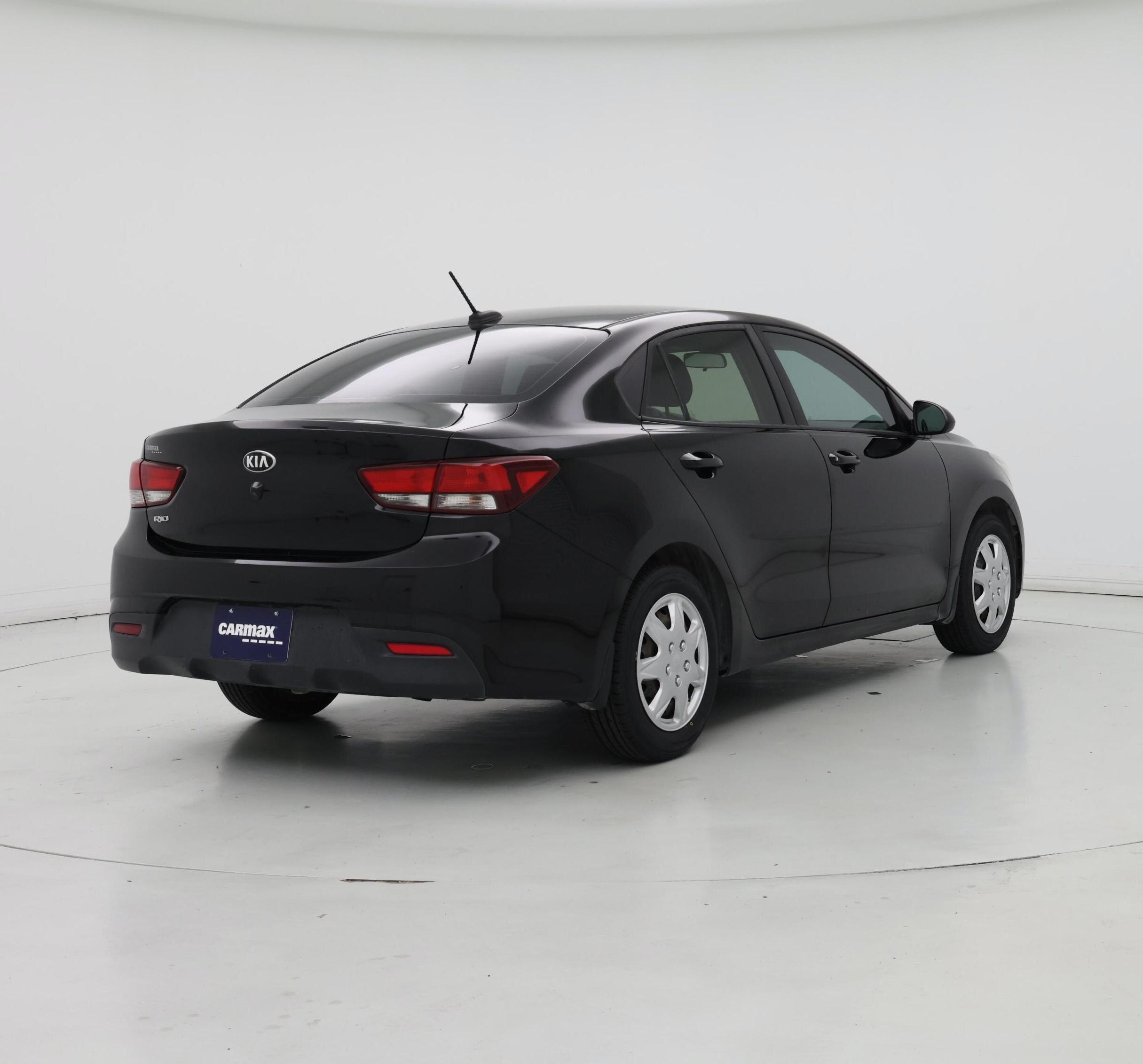 Thumbnail: 2019 Kia Rio - 8