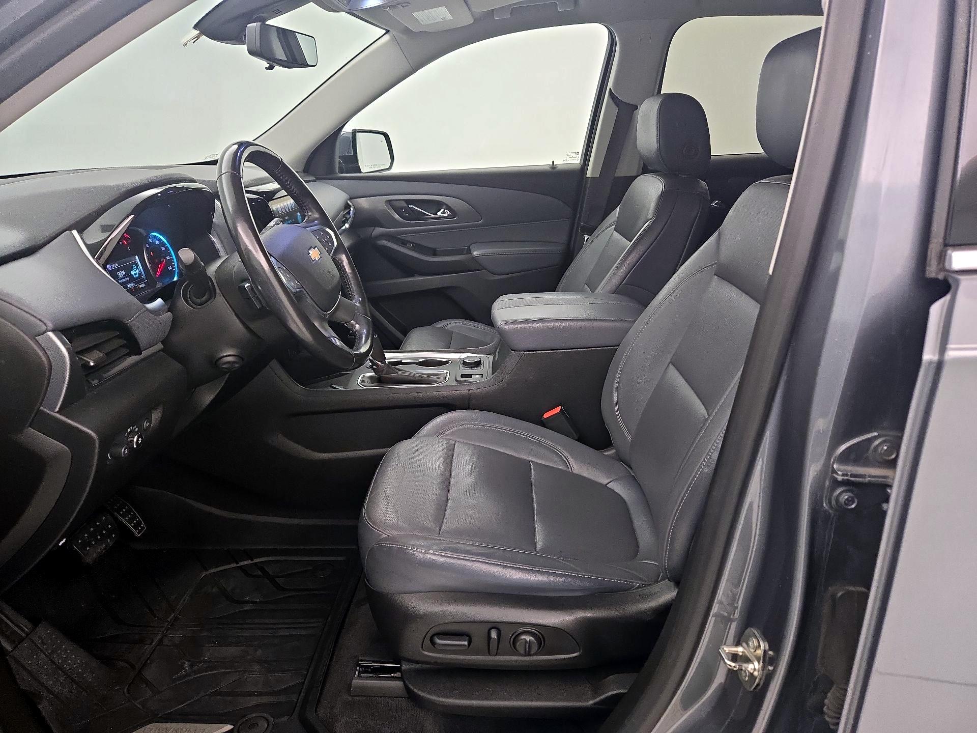 Thumbnail: 2019 Chevrolet Traverse - 11