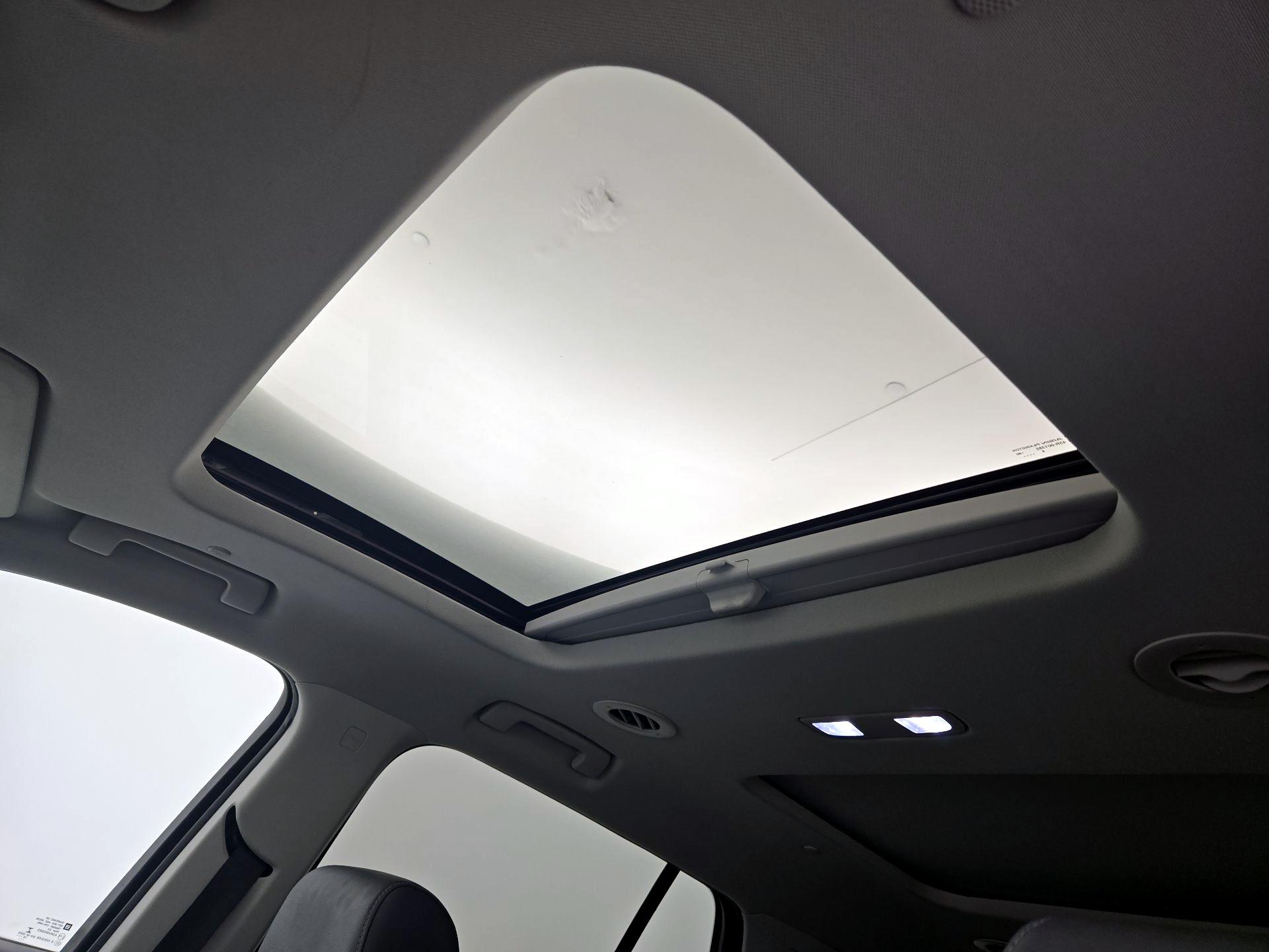 Thumbnail: 2019 Chevrolet Traverse - 20