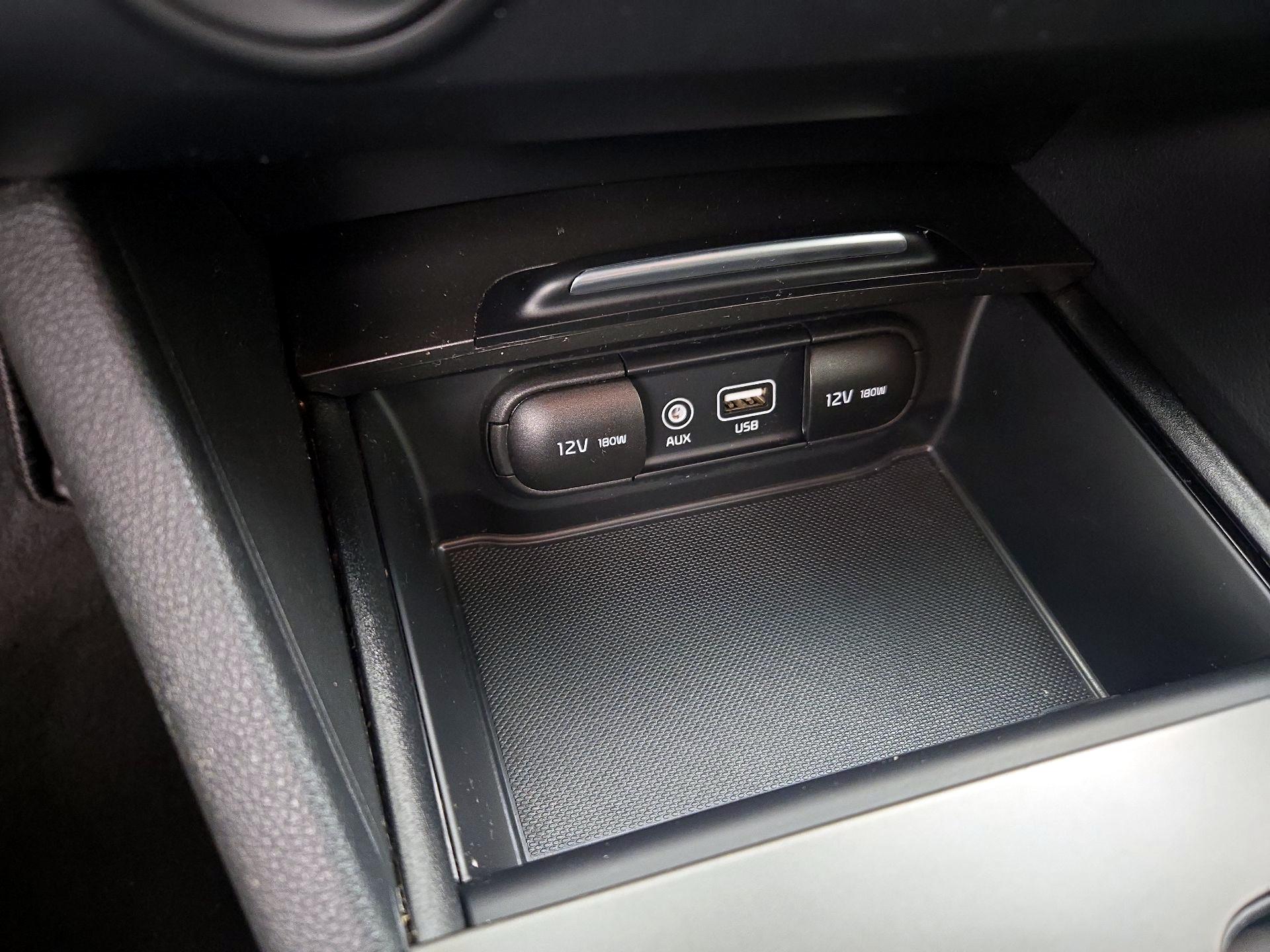 Thumbnail: 2019 Kia Optima - 18