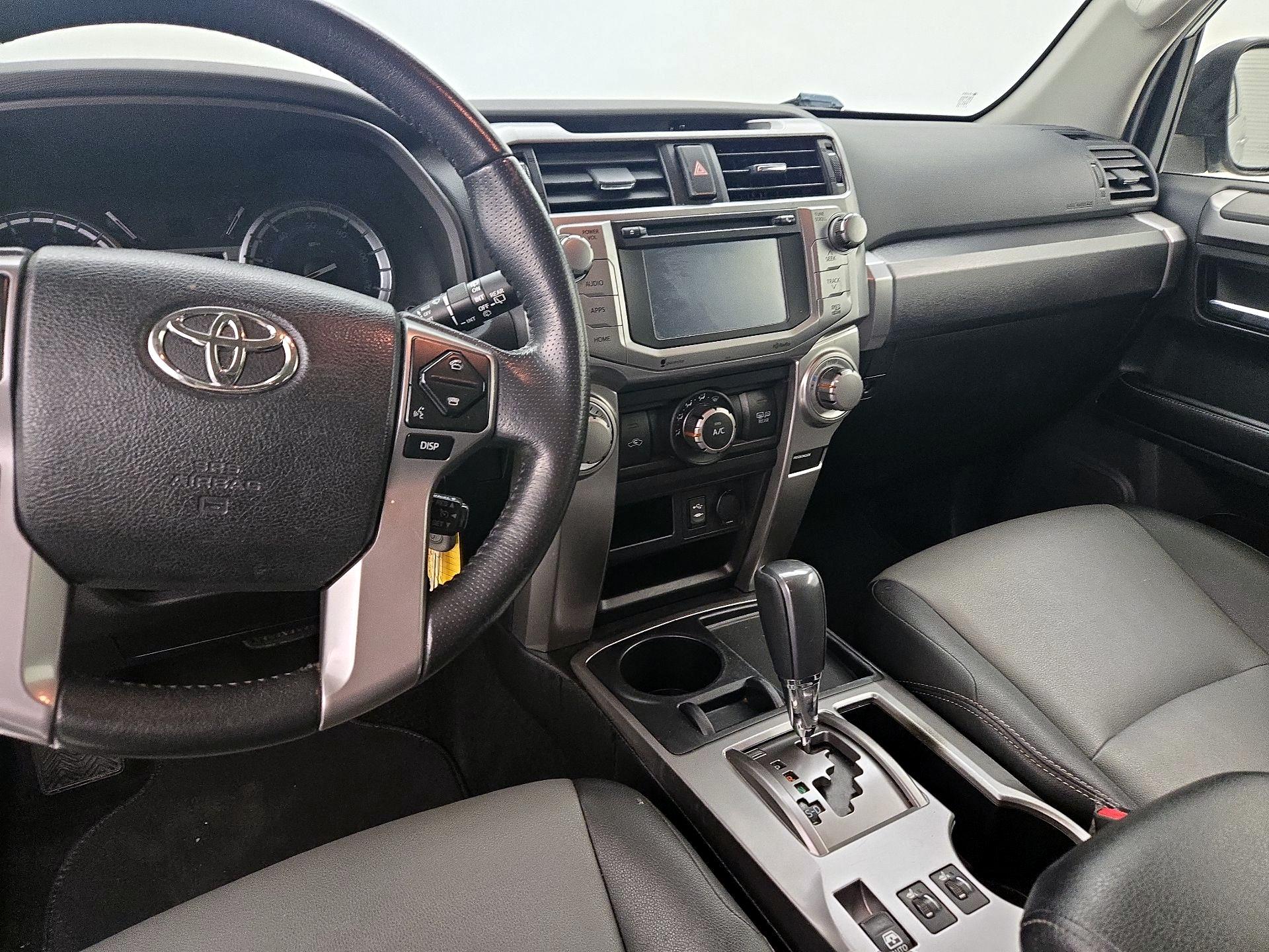 Thumbnail: 2014 Toyota 4Runner - 9