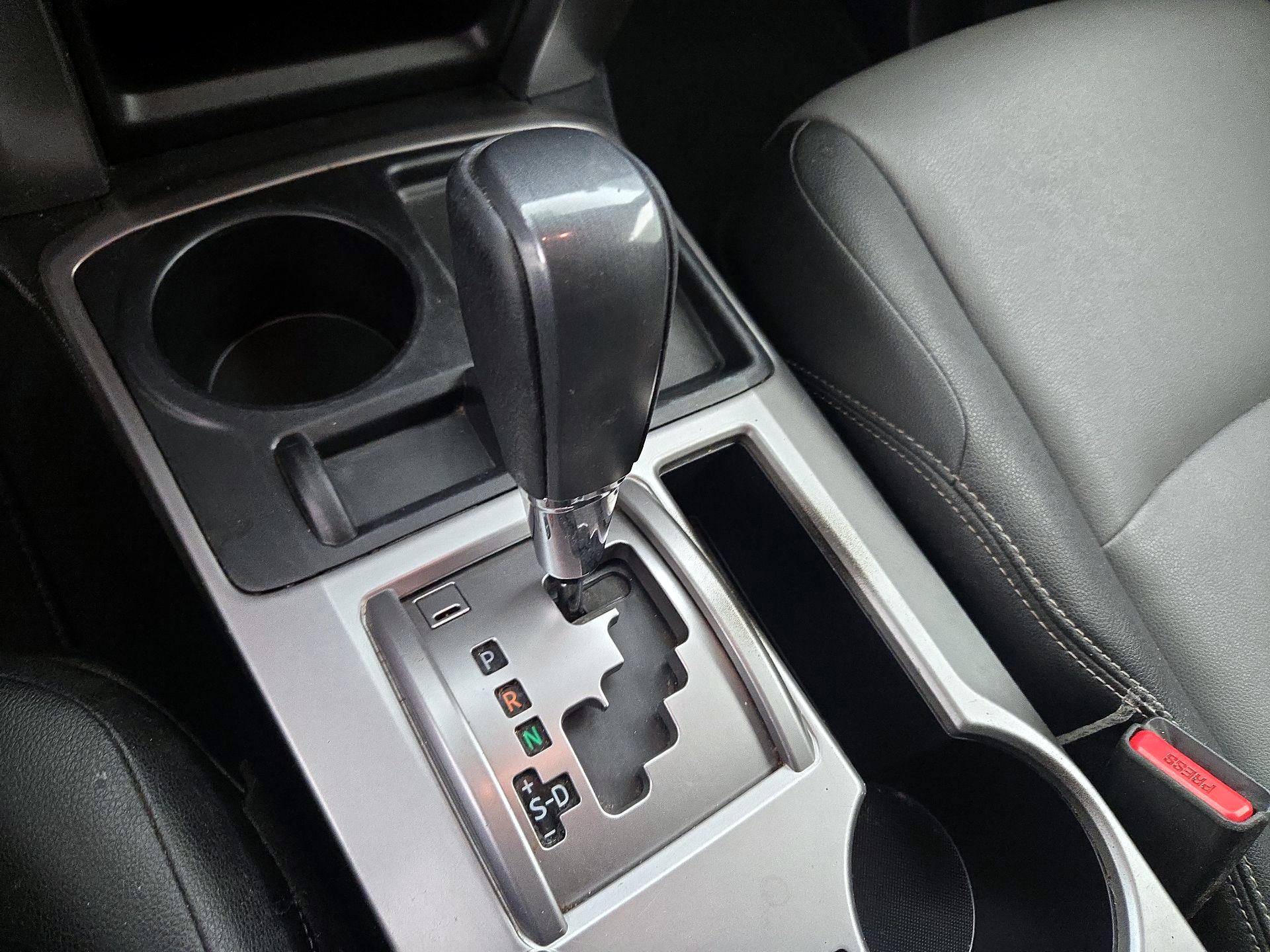 Thumbnail: 2014 Toyota 4Runner - 17