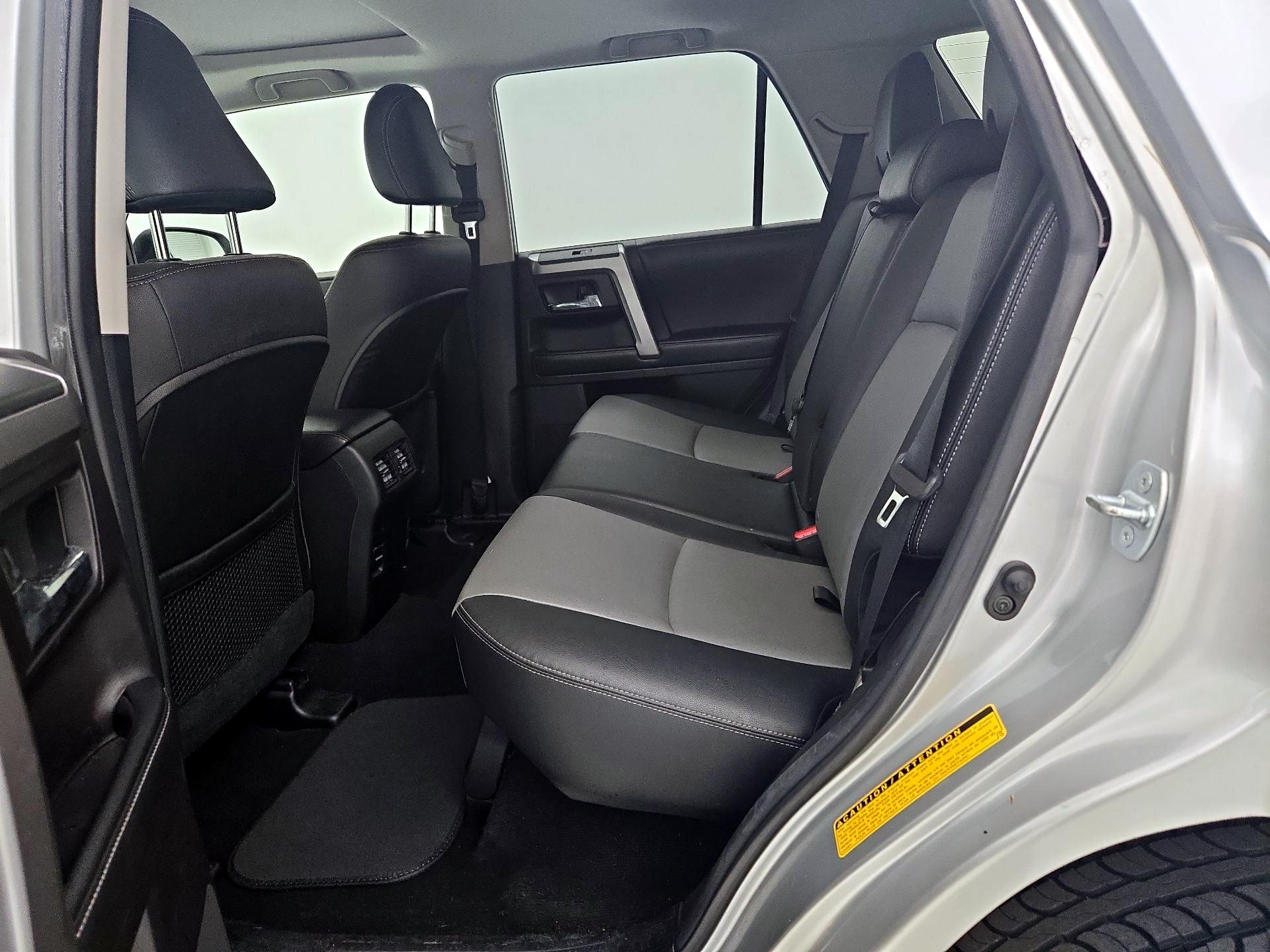 Thumbnail: 2014 Toyota 4Runner - 20