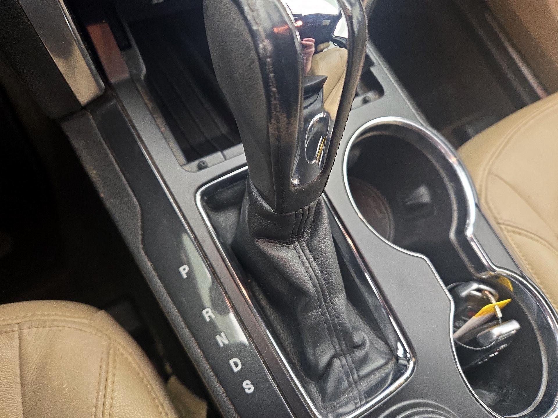 Thumbnail: 2016 Ford Explorer - 18