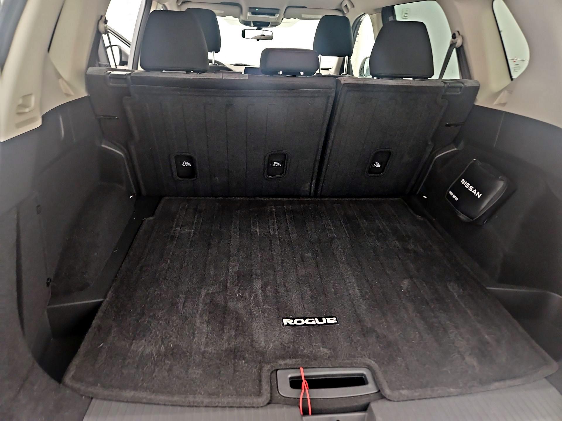 Thumbnail: 2023 Nissan Rogue - 20