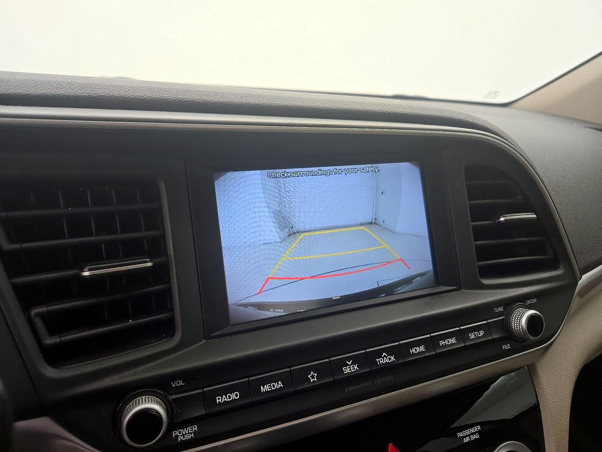 Thumbnail: 2019 Hyundai Elantra - 14