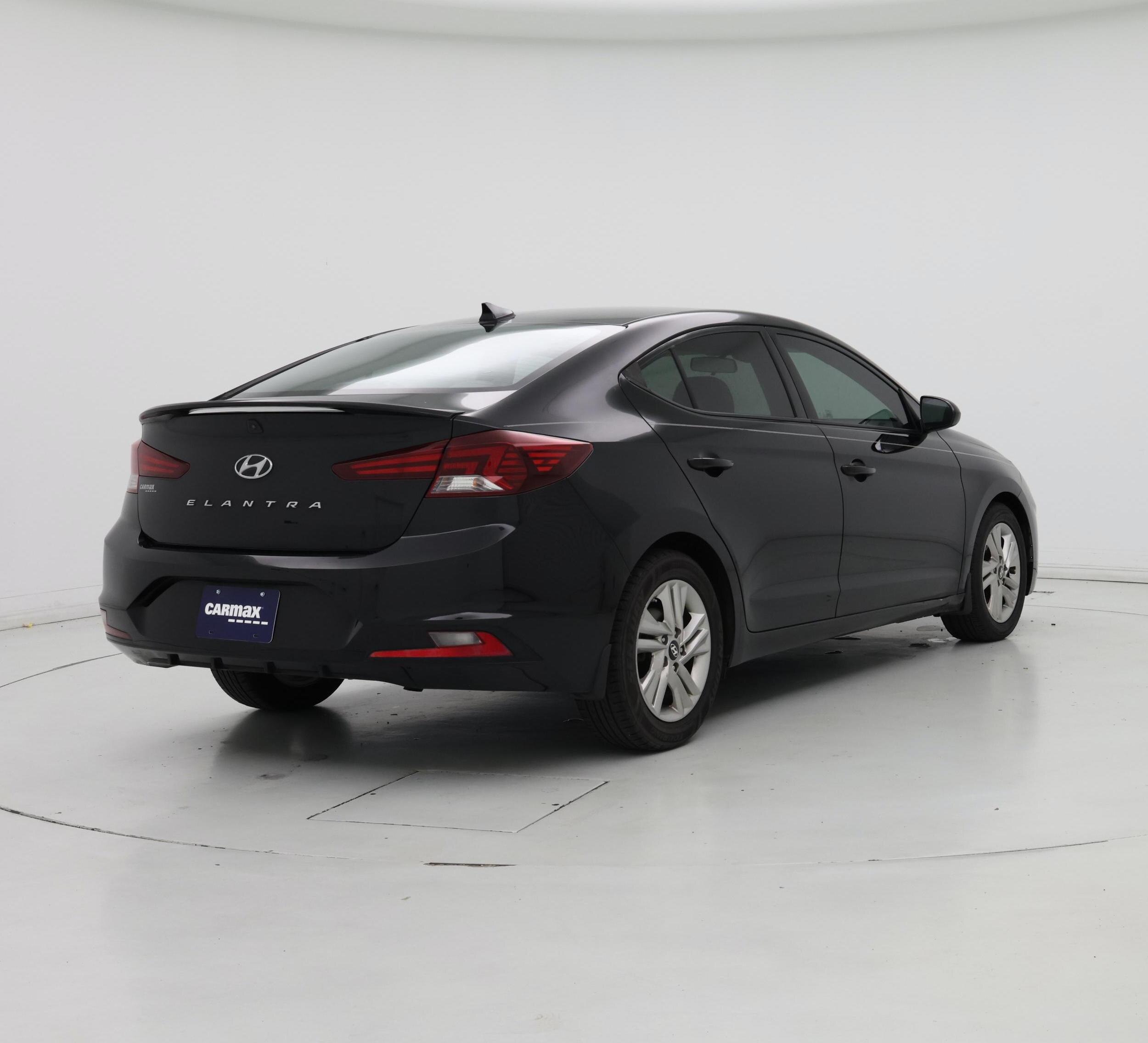 Thumbnail: 2019 Hyundai Elantra - 8