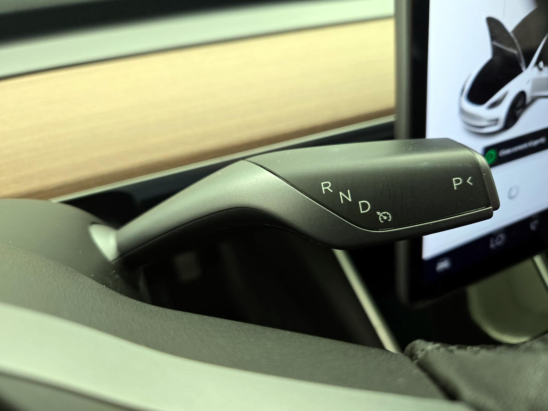 Thumbnail: 2020 Tesla Model 3 - 17