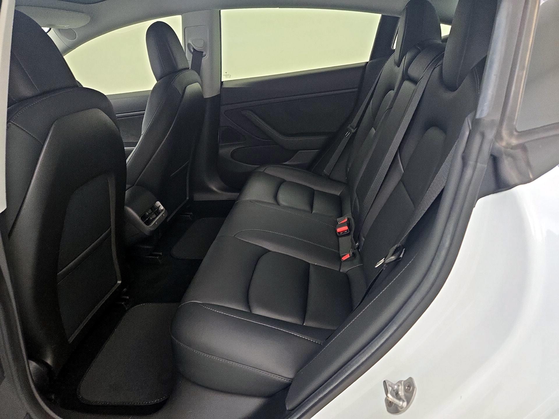 Thumbnail: 2020 Tesla Model 3 - 18