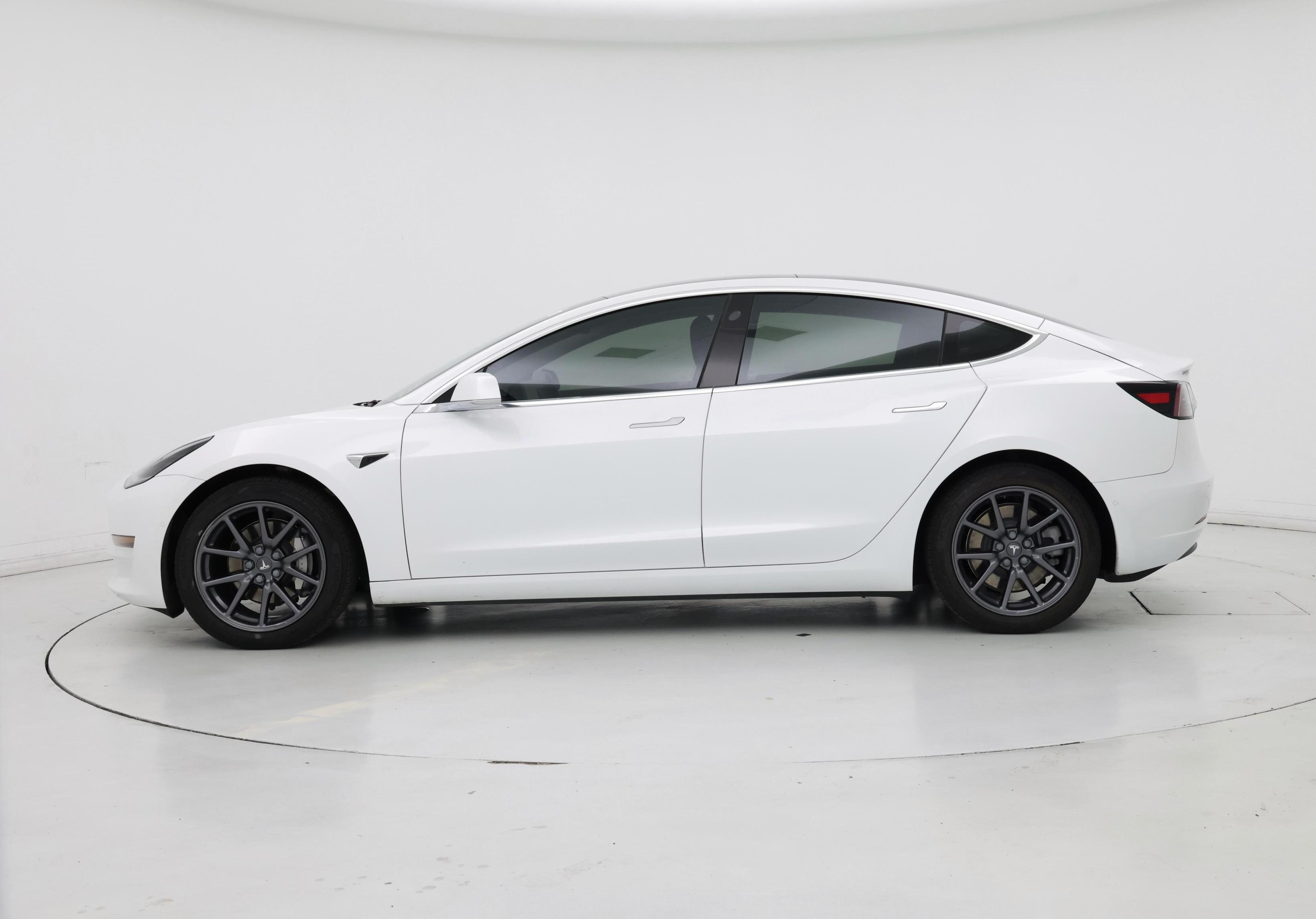 Thumbnail: 2020 Tesla Model 3 - 3