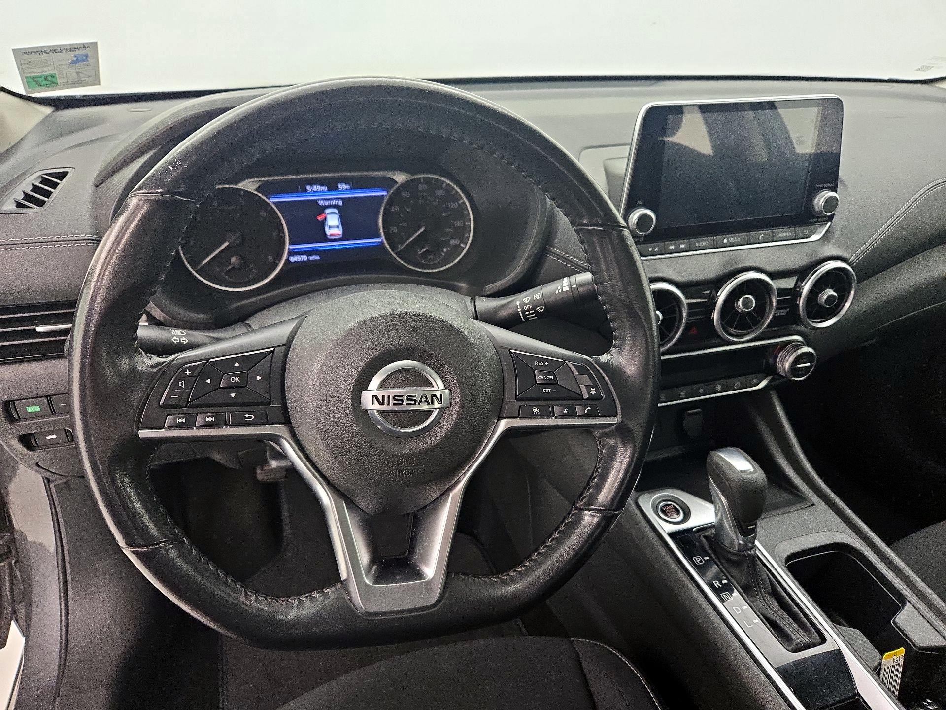 Thumbnail: 2021 Nissan Sentra - 10