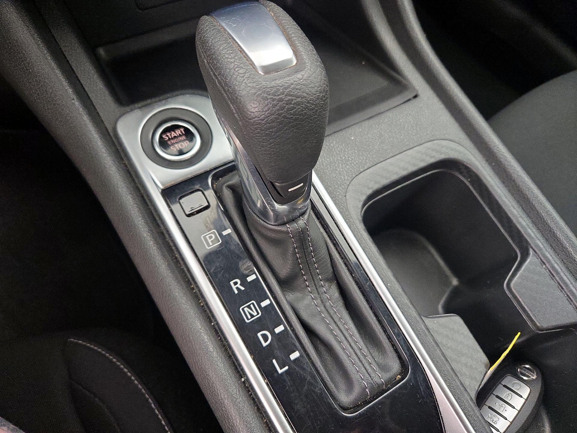 Thumbnail: 2021 Nissan Sentra - 17