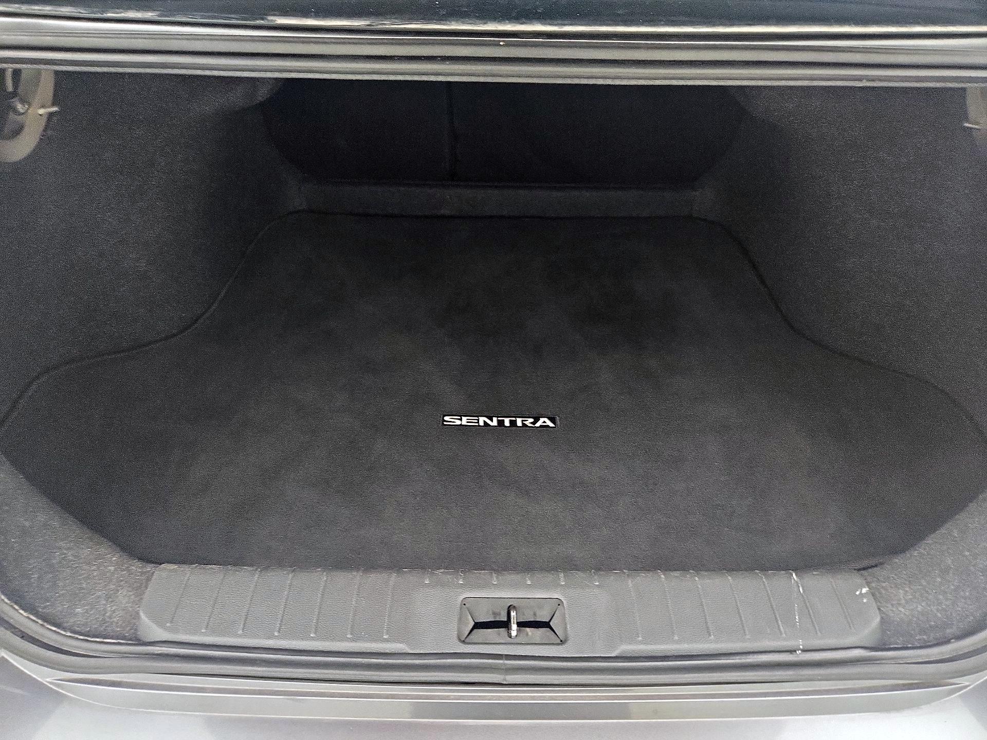 Thumbnail: 2021 Nissan Sentra - 20