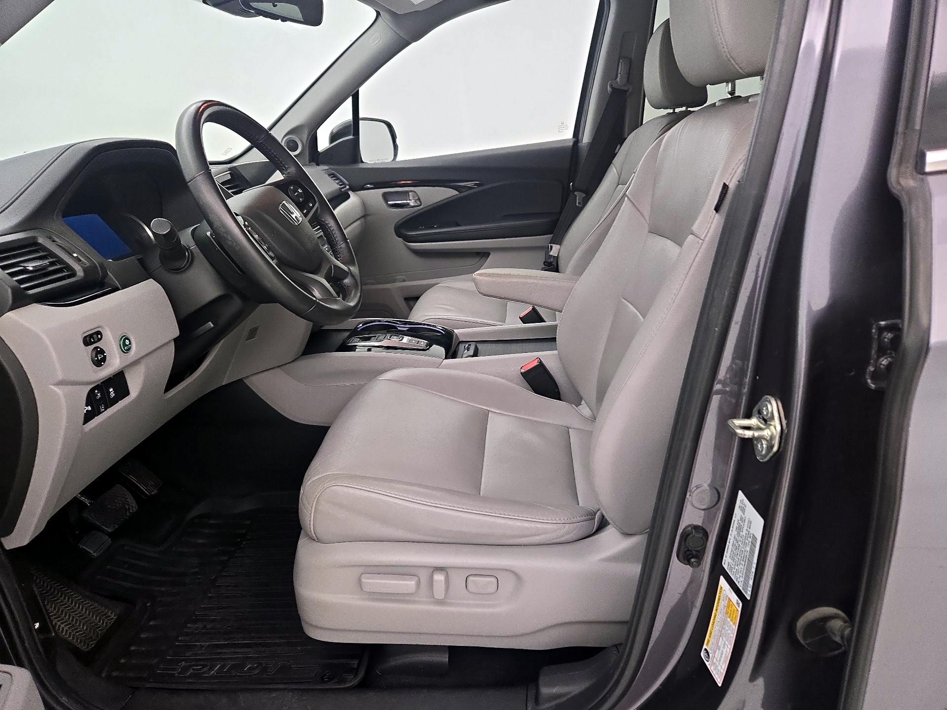 Thumbnail: 2021 Honda Pilot - 11