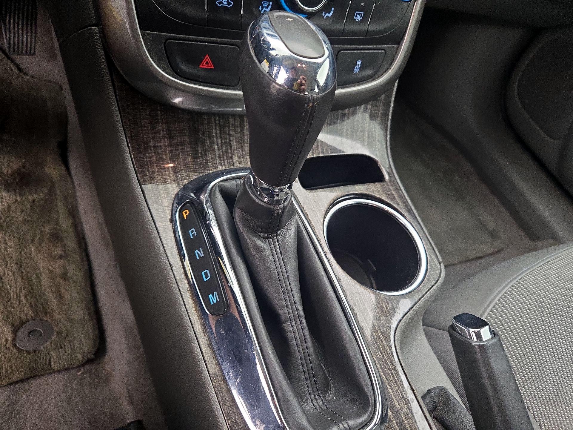 Thumbnail: 2015 Chevrolet Malibu - 16