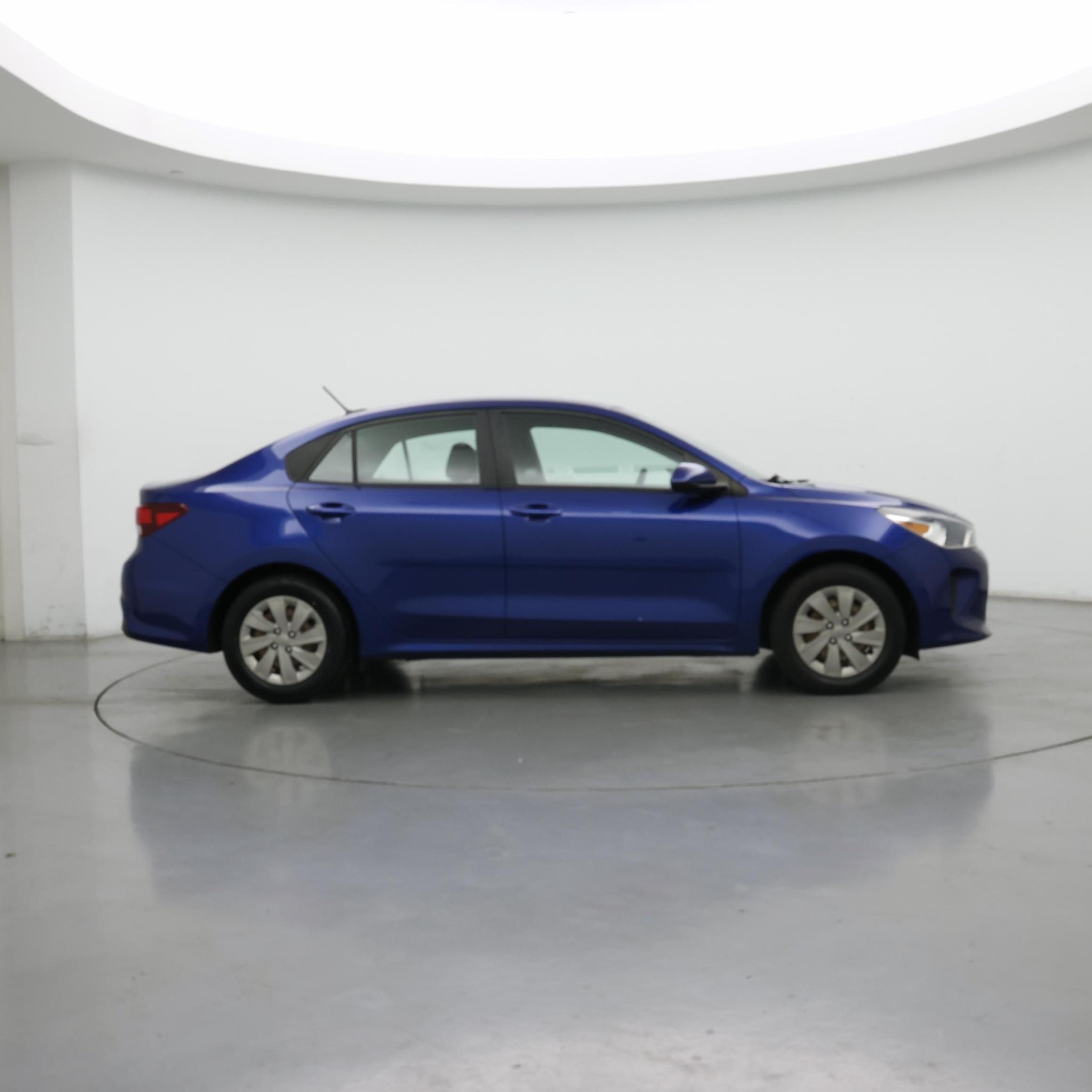 Thumbnail: 2020 Kia Rio - 7