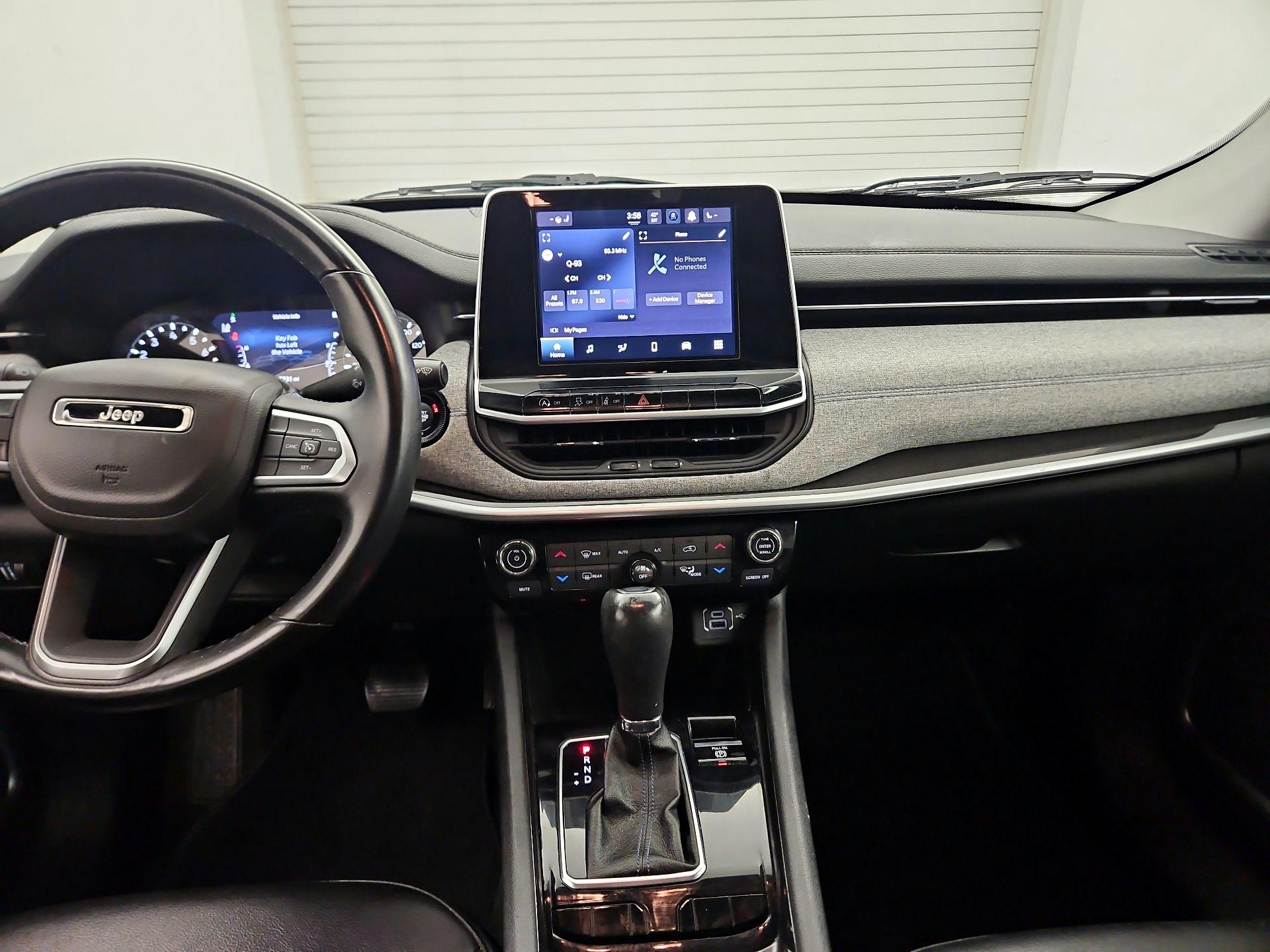 Thumbnail: 2022 Jeep Compass - 9