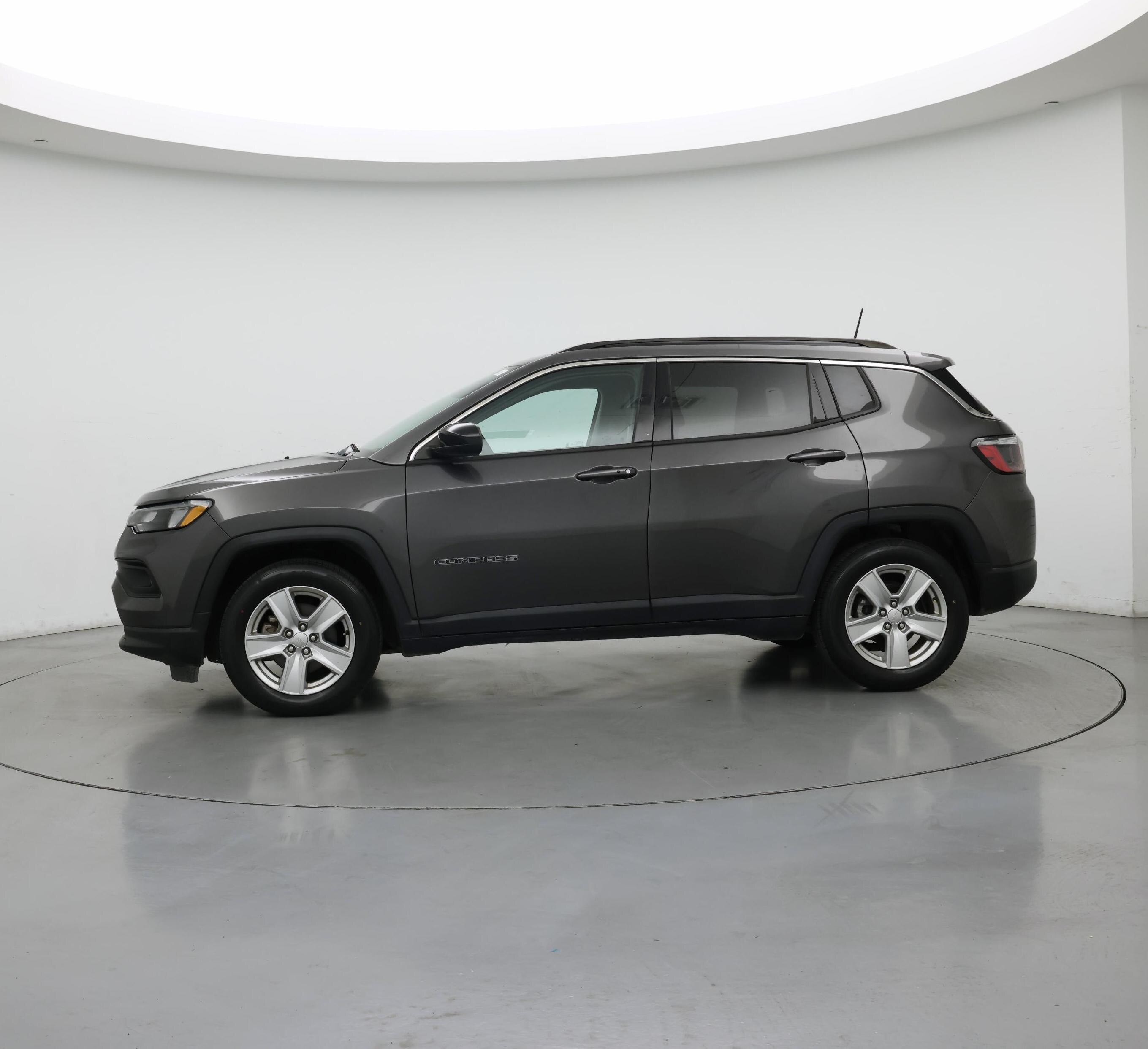 Thumbnail: 2022 Jeep Compass - 3